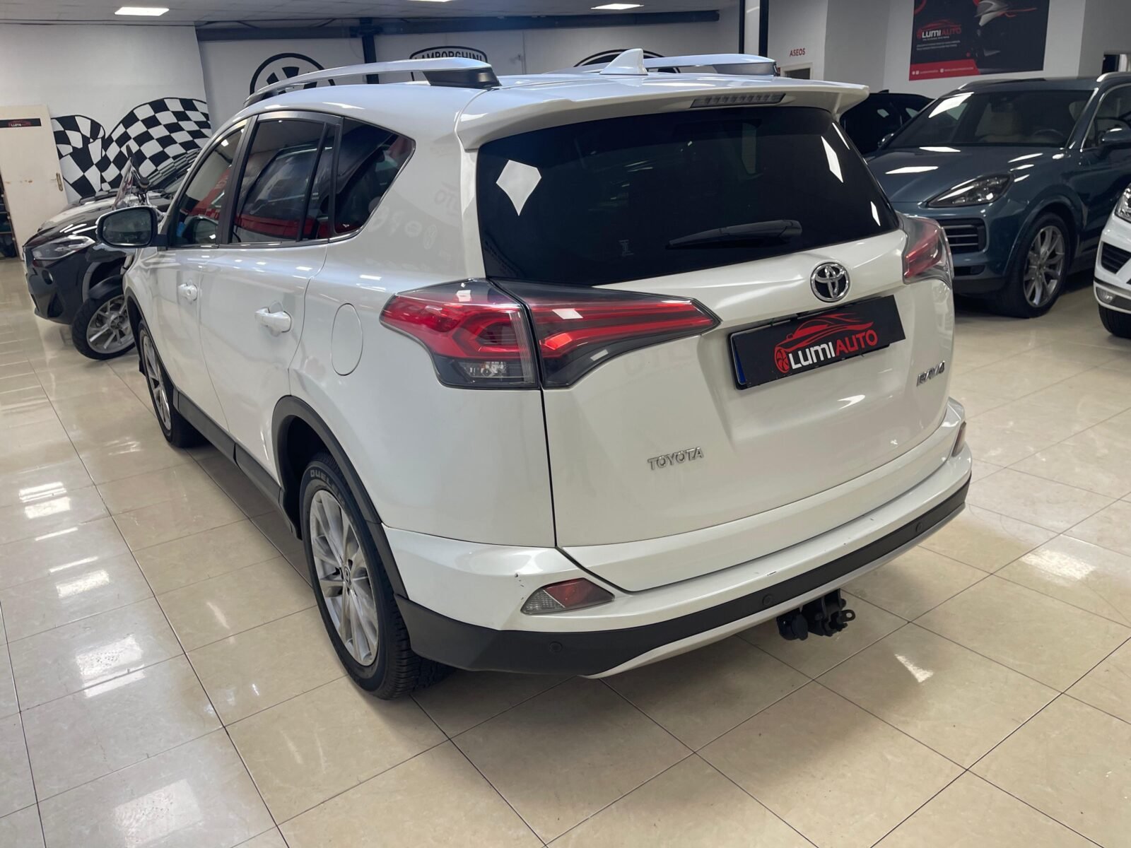 TOYOTA RAV4 150D
