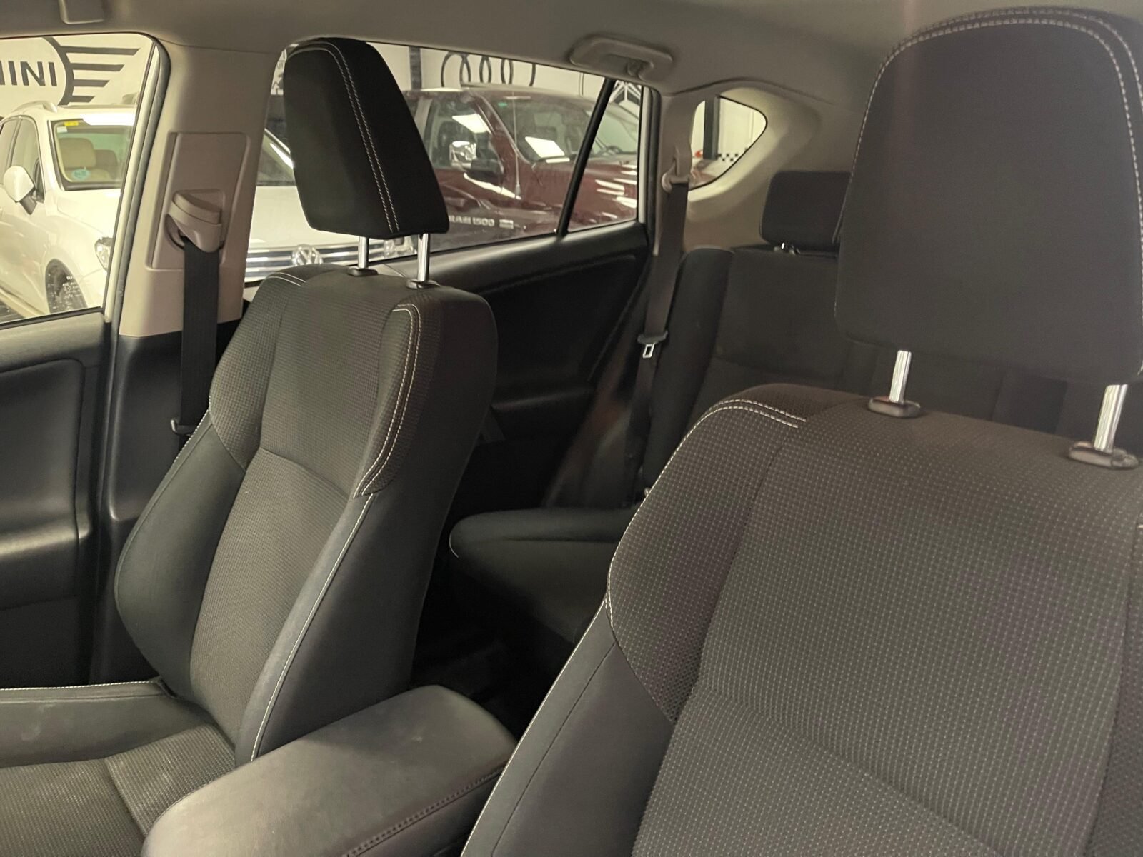 TOYOTA RAV4 150D