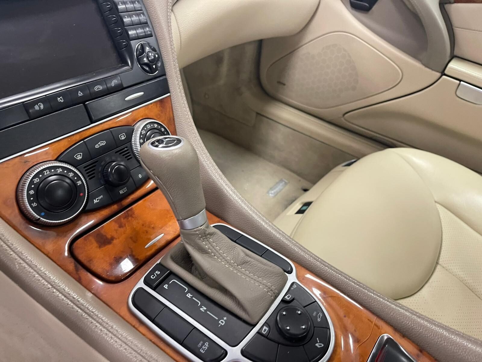 MERCEDES-BENZ SL 500