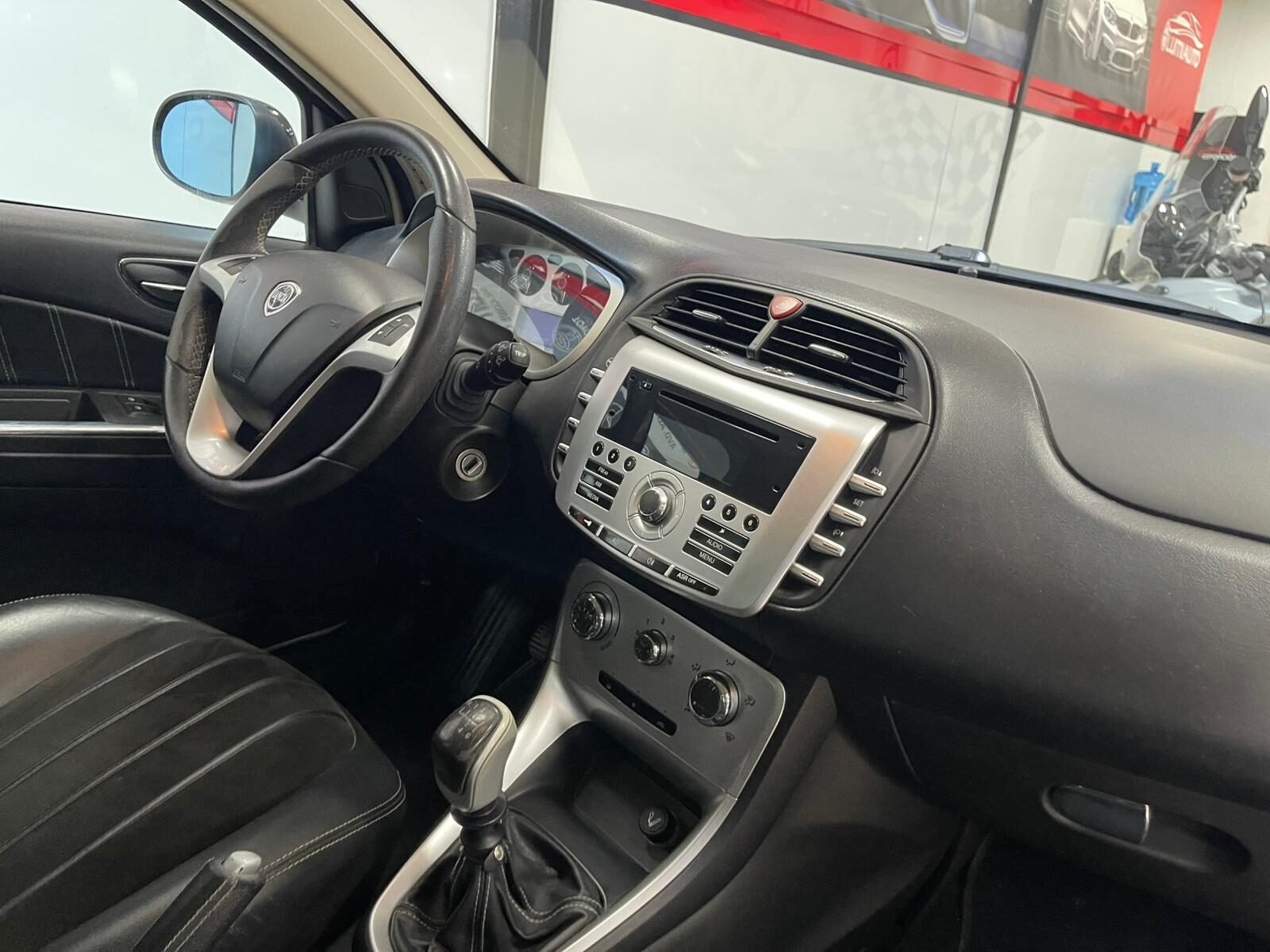 LANCIA DELTA 1.4 Tjet