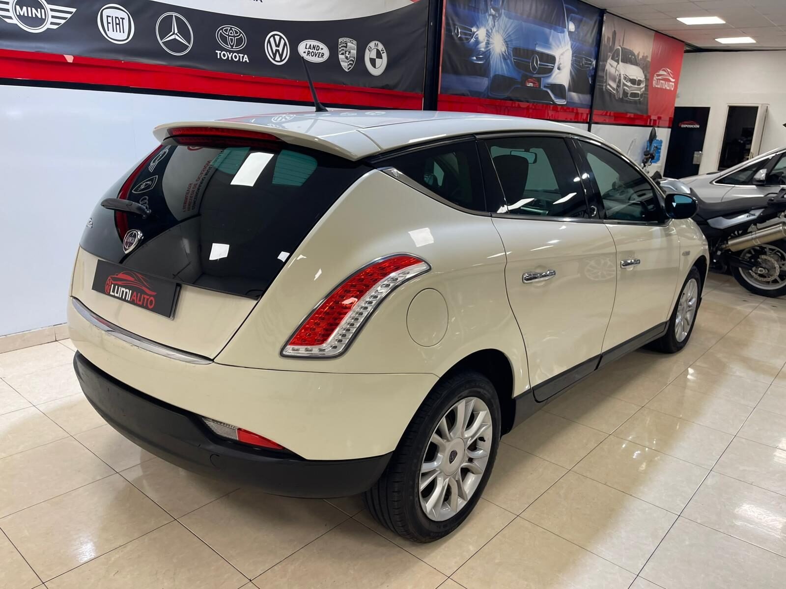 LANCIA DELTA 1.4 Tjet