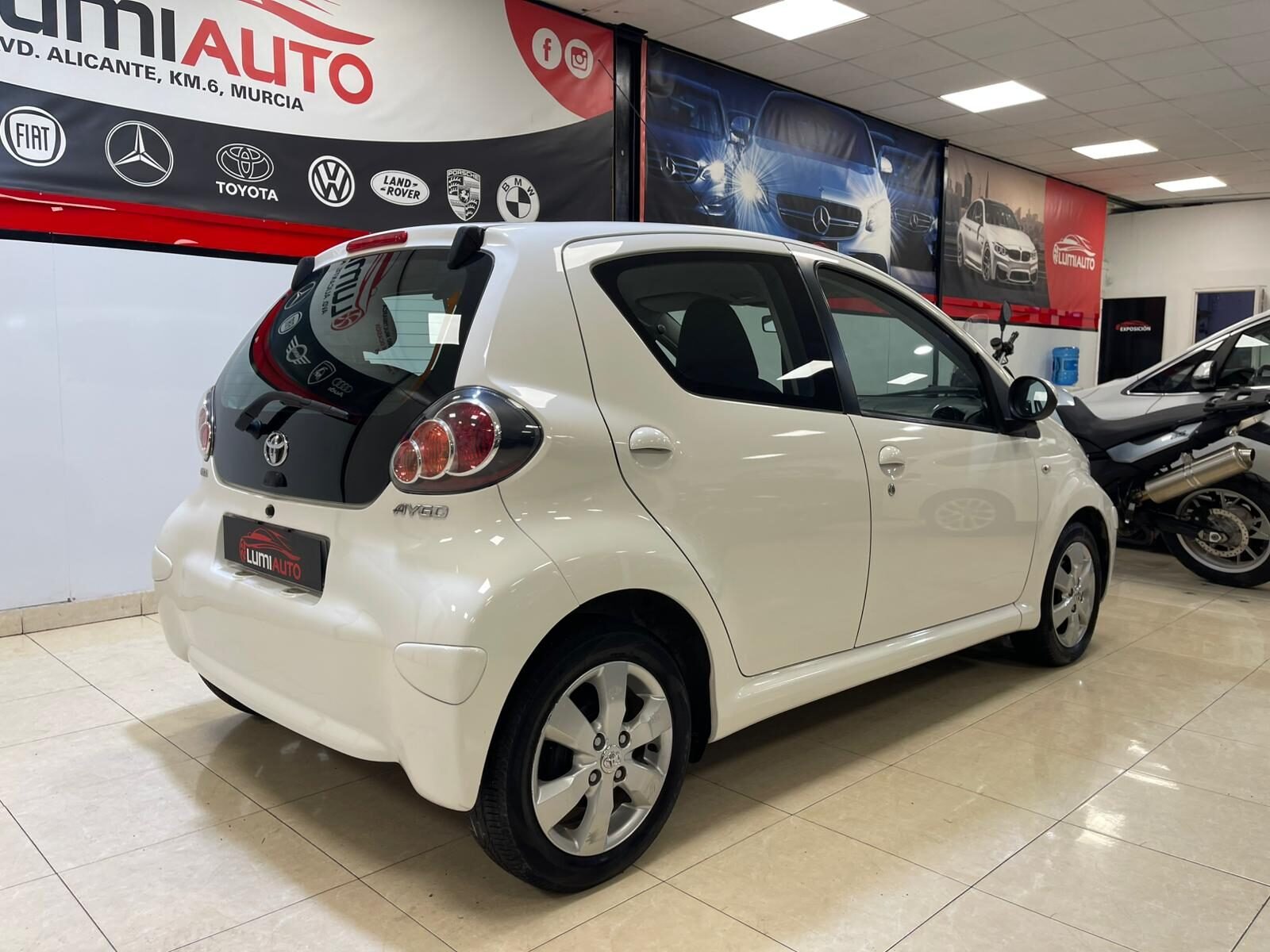 TOYOTA Aygo 1.0