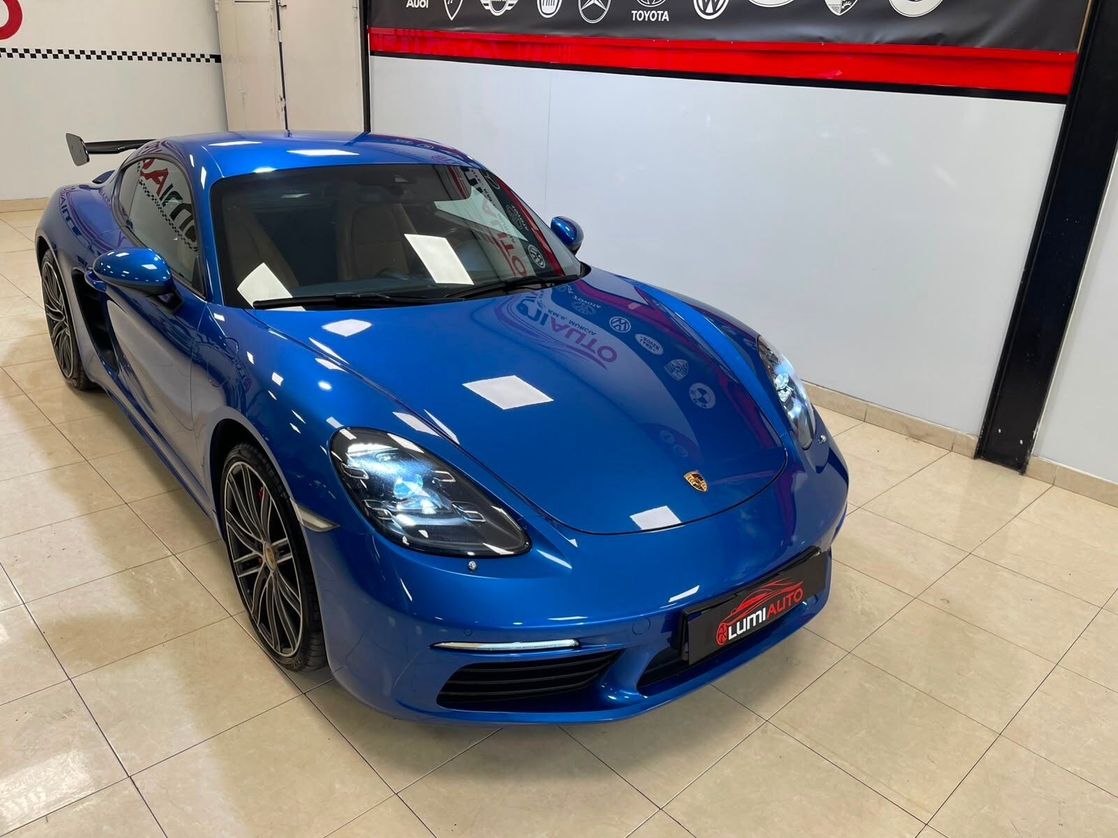 PORSCHE 718 Cayman S