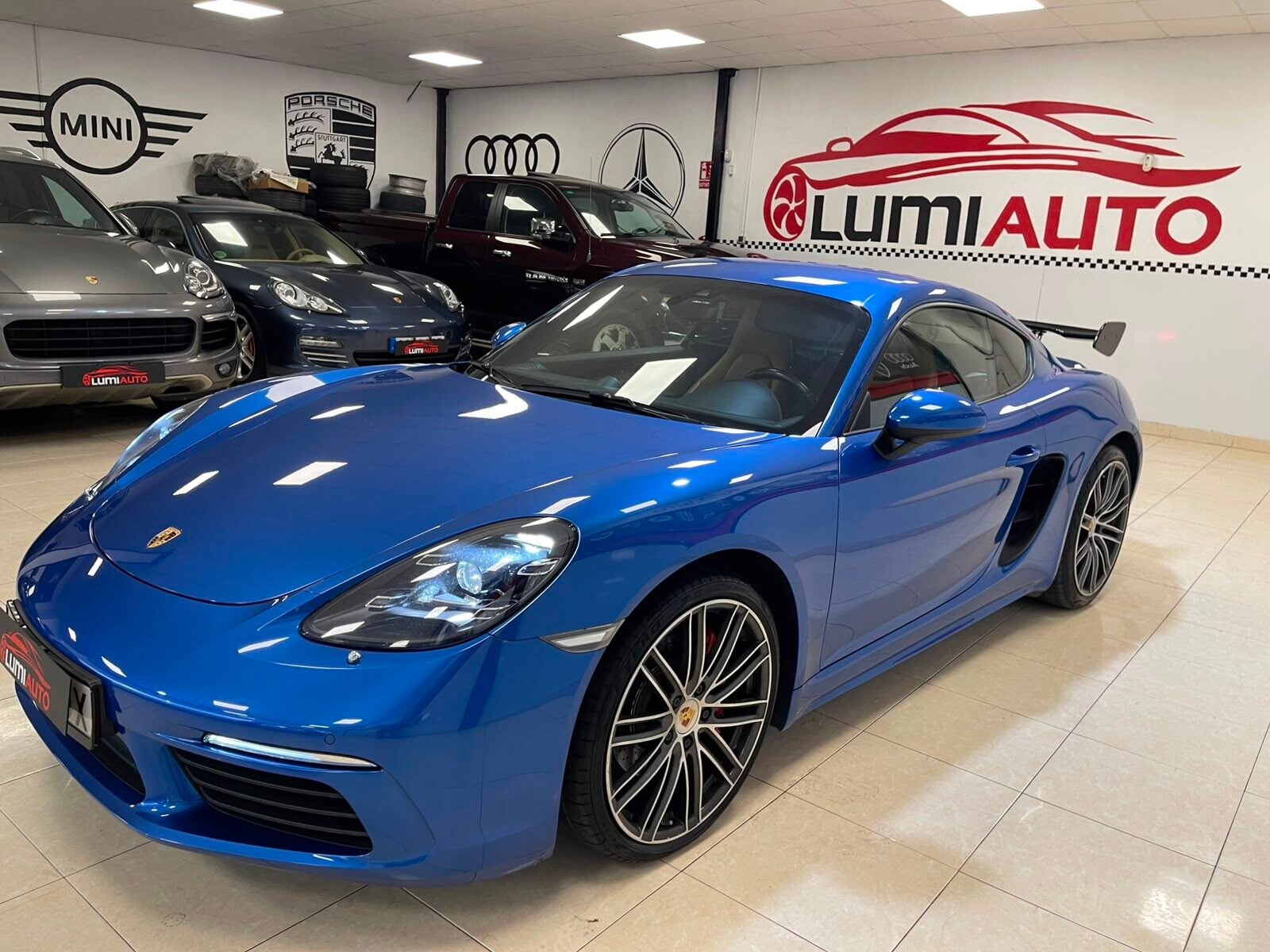 PORSCHE 718 Cayman S
