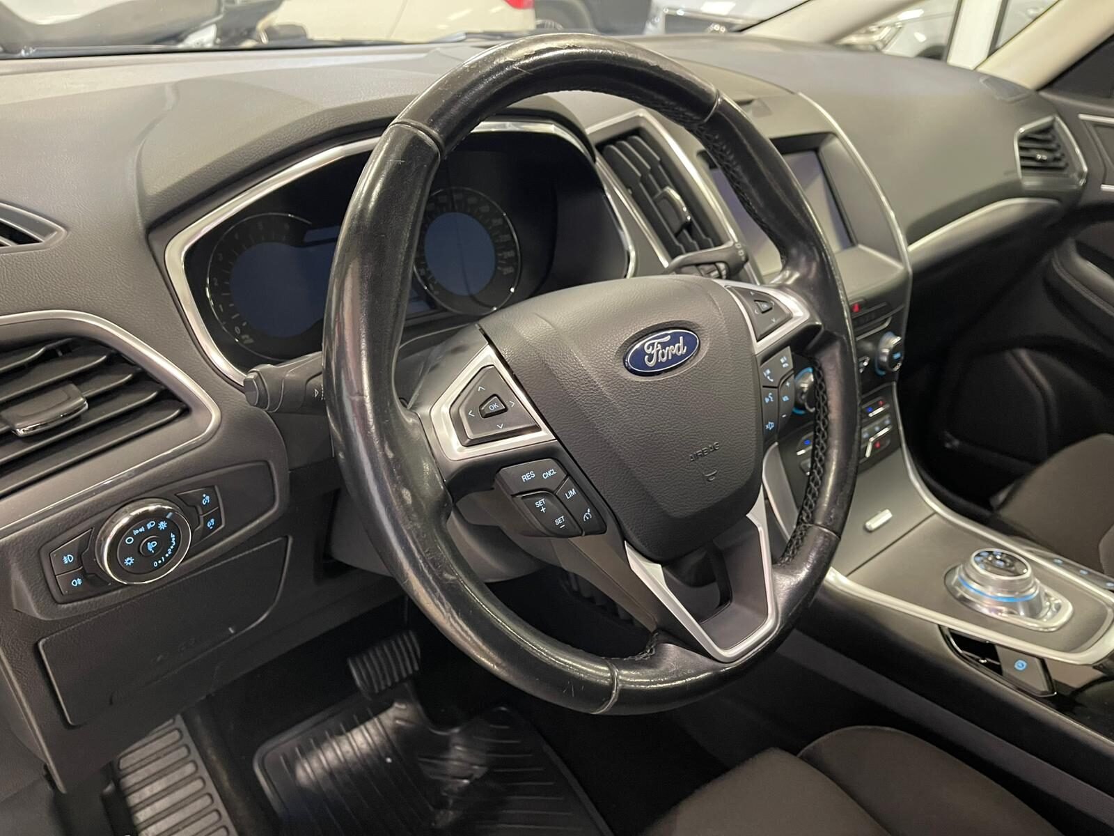 FORD S-MAX 2.0 TDCI TITANIUM