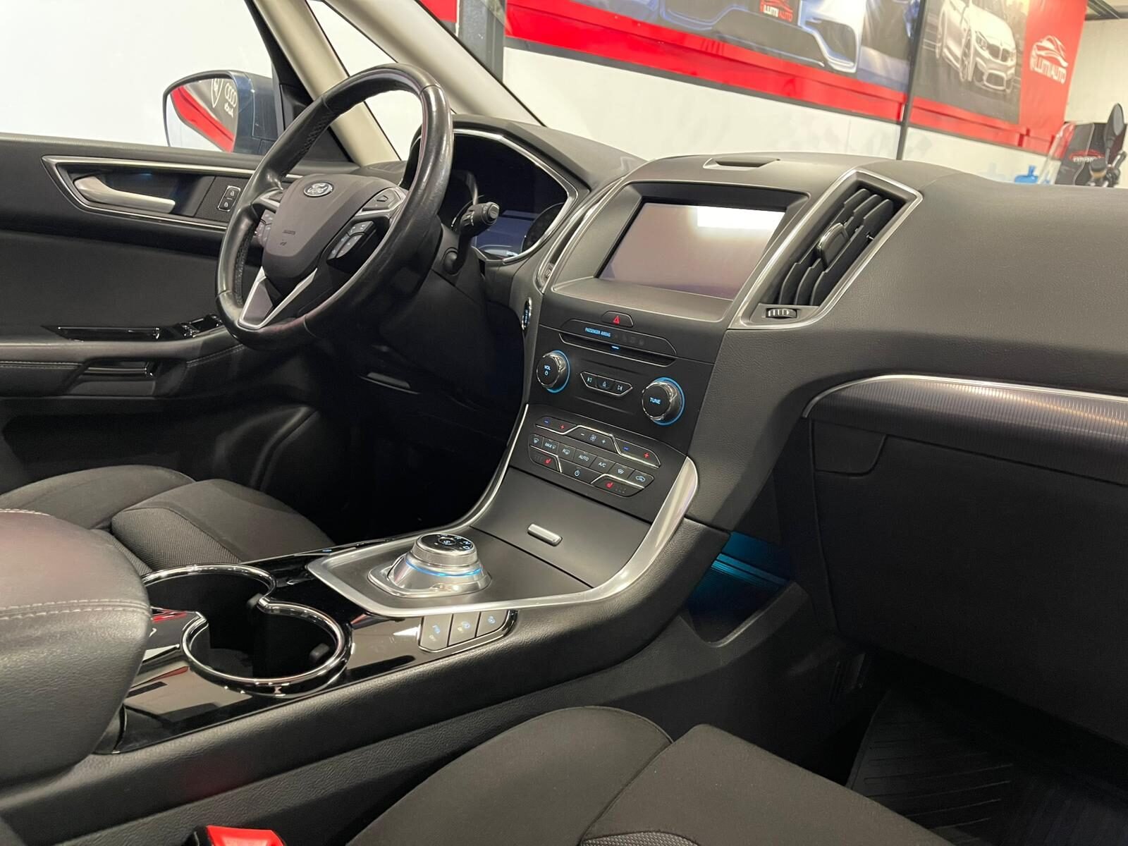 FORD S-MAX 2.0 TDCI TITANIUM