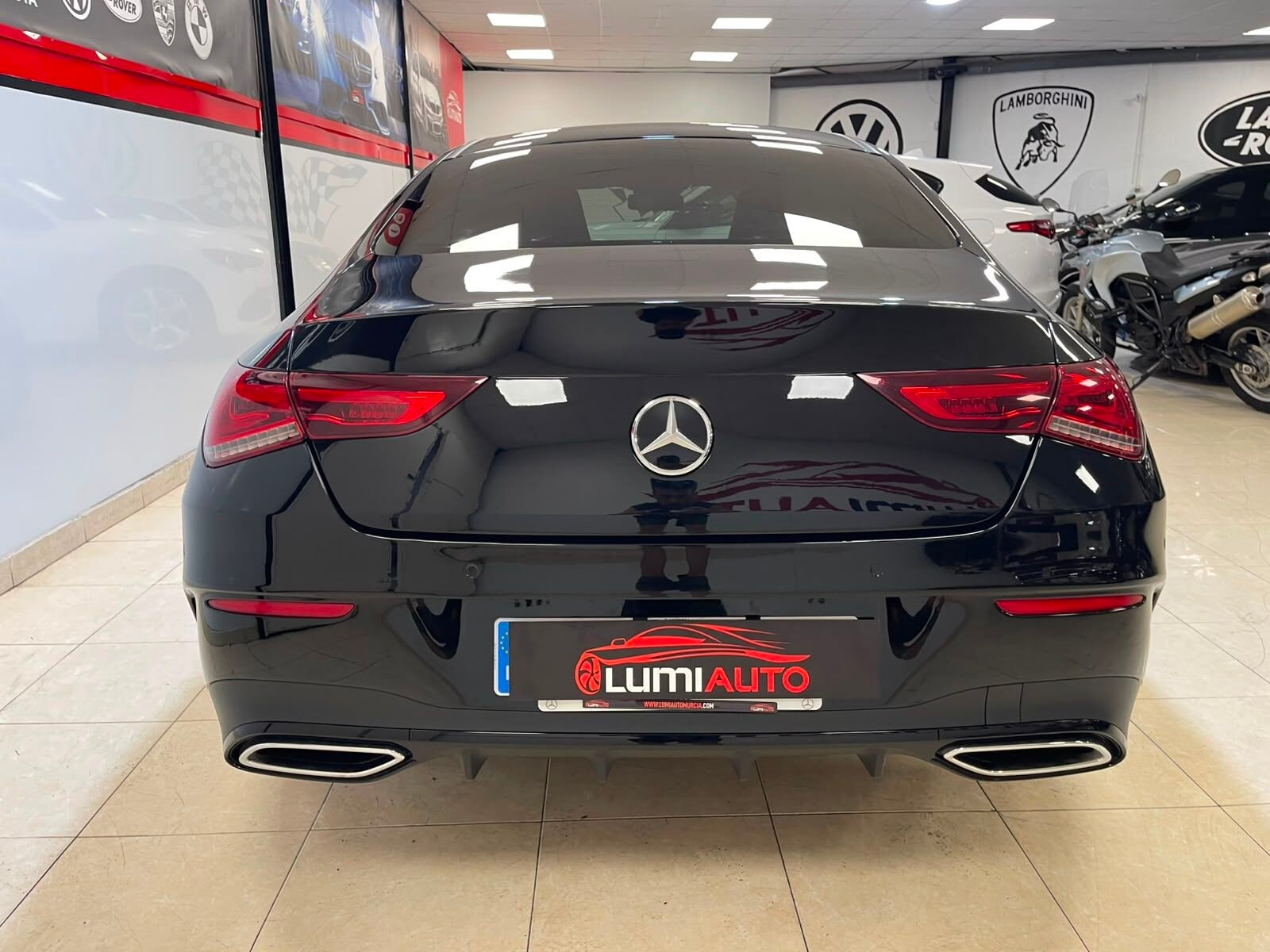 MERCEDES-BENZ CLA 200d AMG