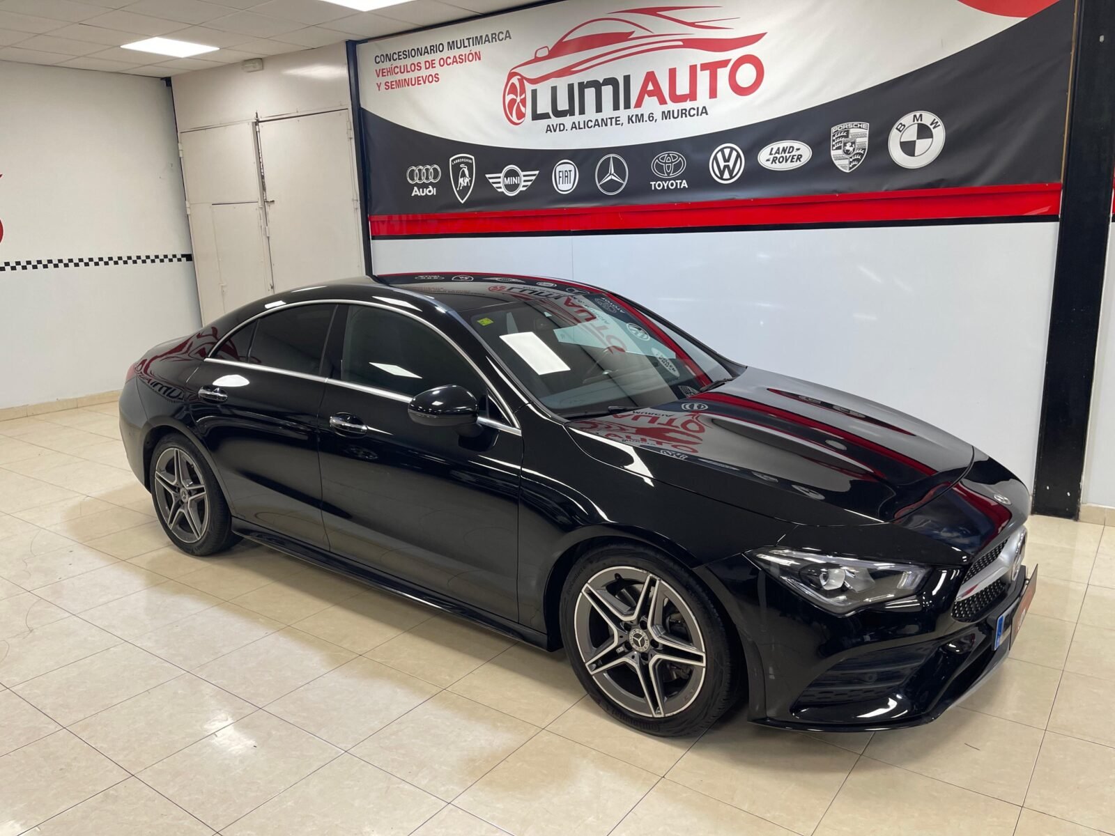 MERCEDES-BENZ CLA 200d AMG