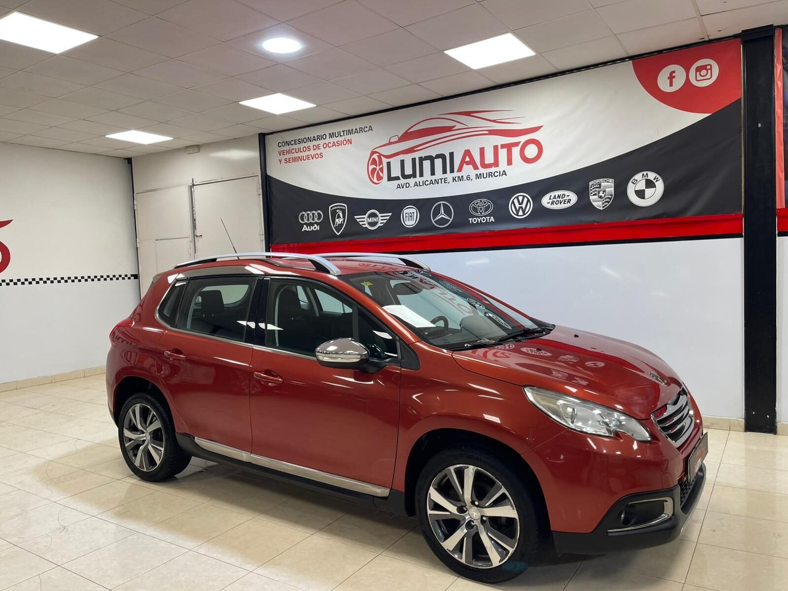 PEUGEOT 2008 1.6 HDI Allure