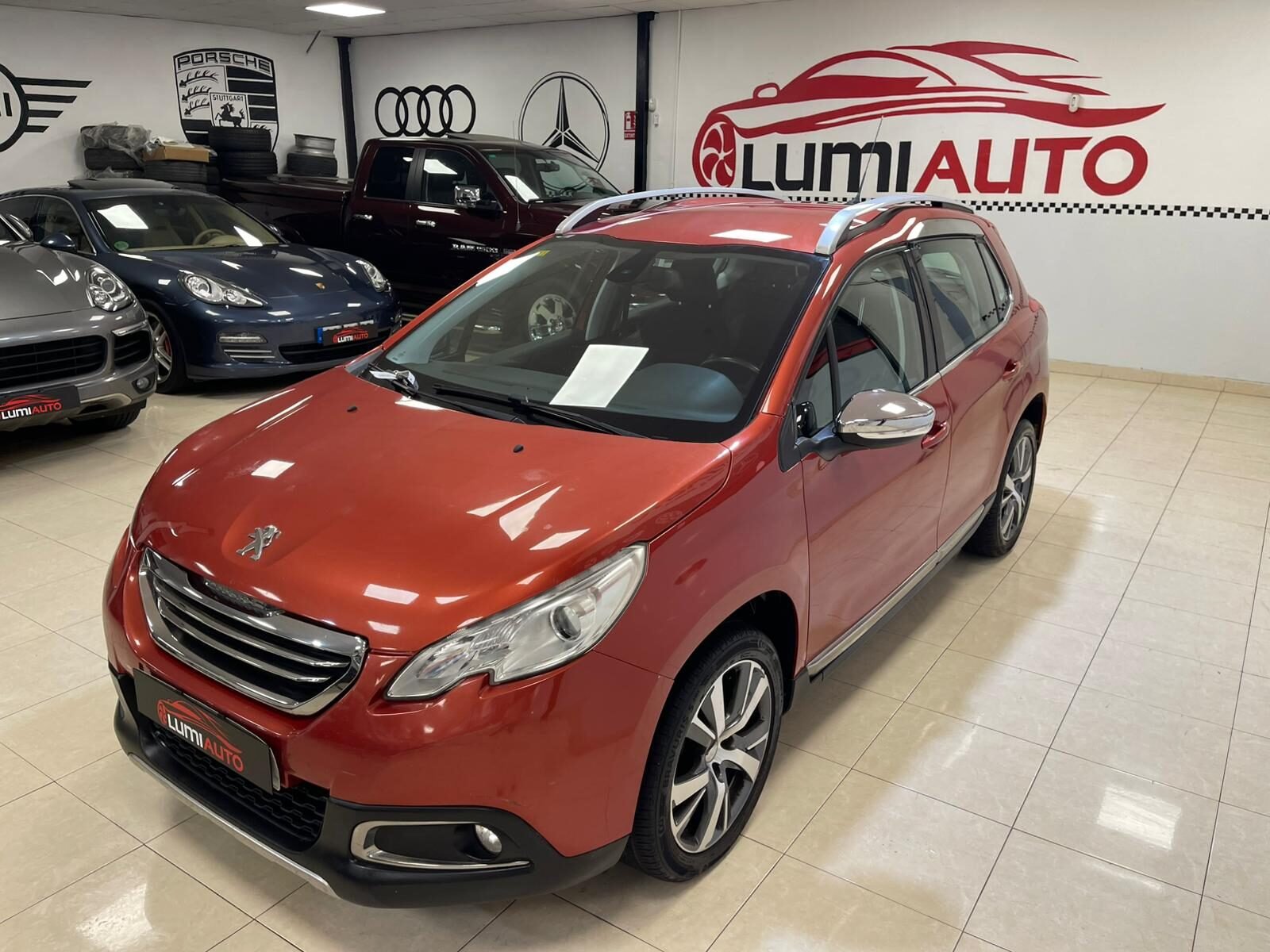 PEUGEOT 2008 1.6 HDI Allure