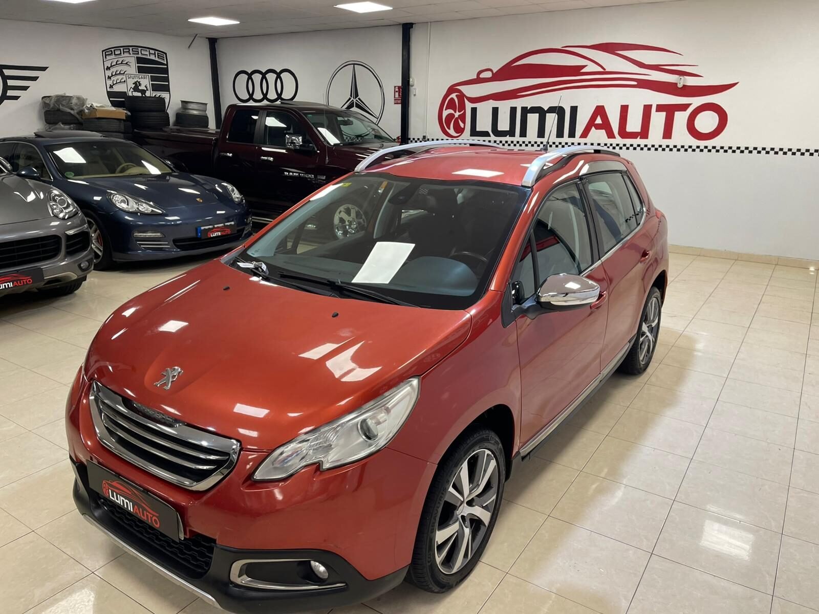 PEUGEOT 2008 1.6 HDI Allure