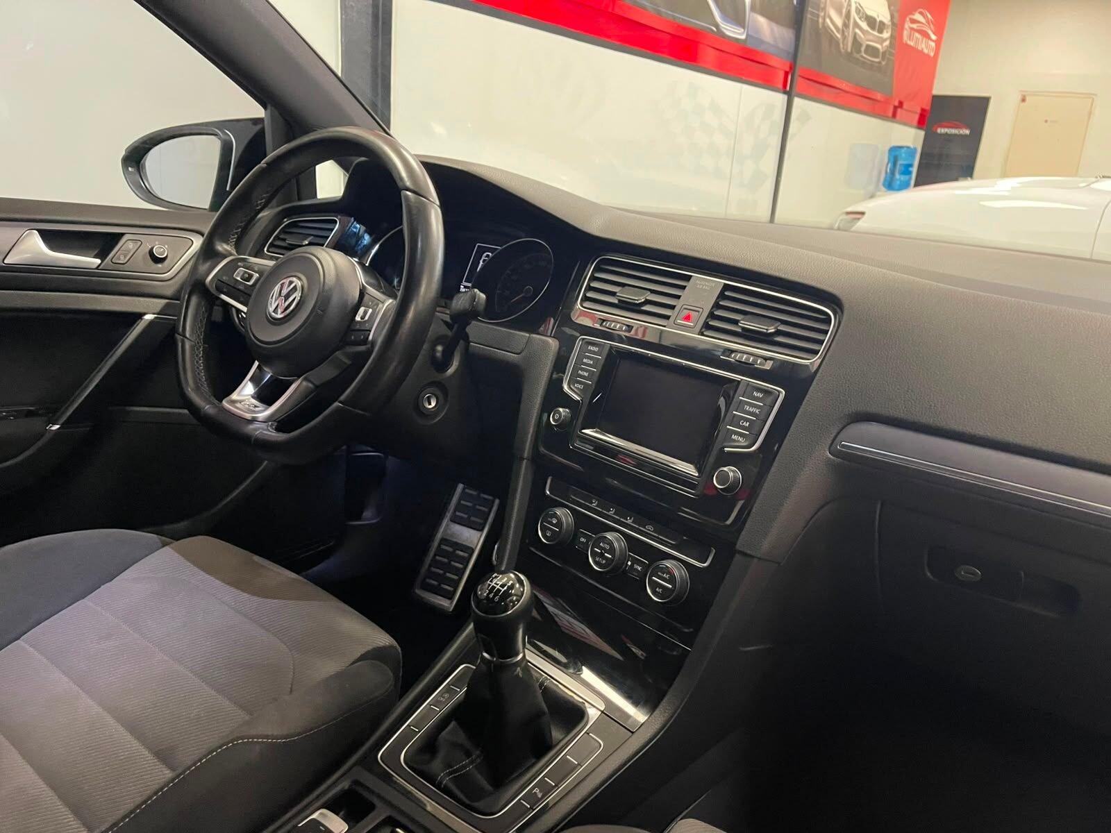VOLKSWAGEN GOLF 2.0 TDI Sport