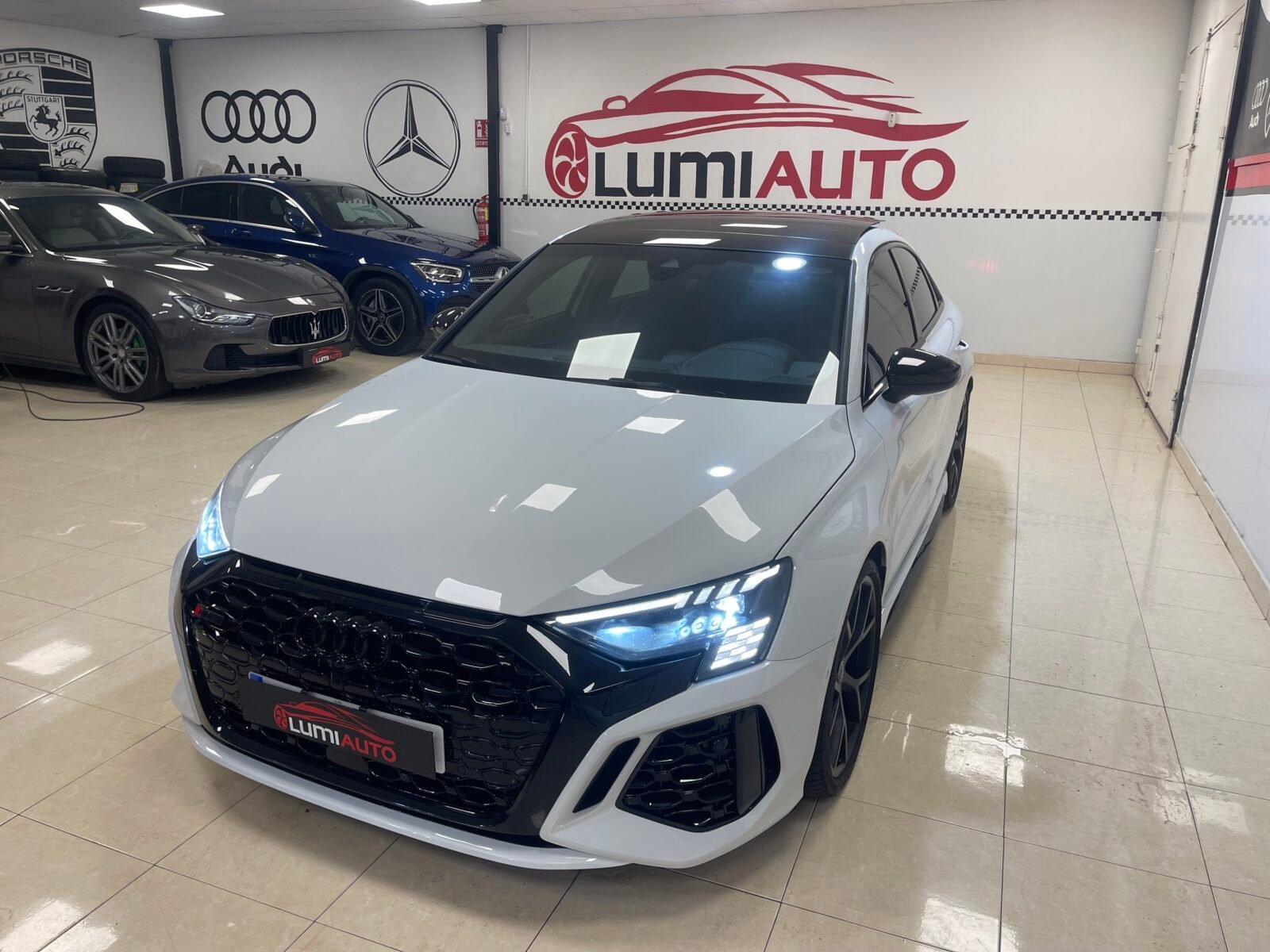 AUDI RS3 Sedan