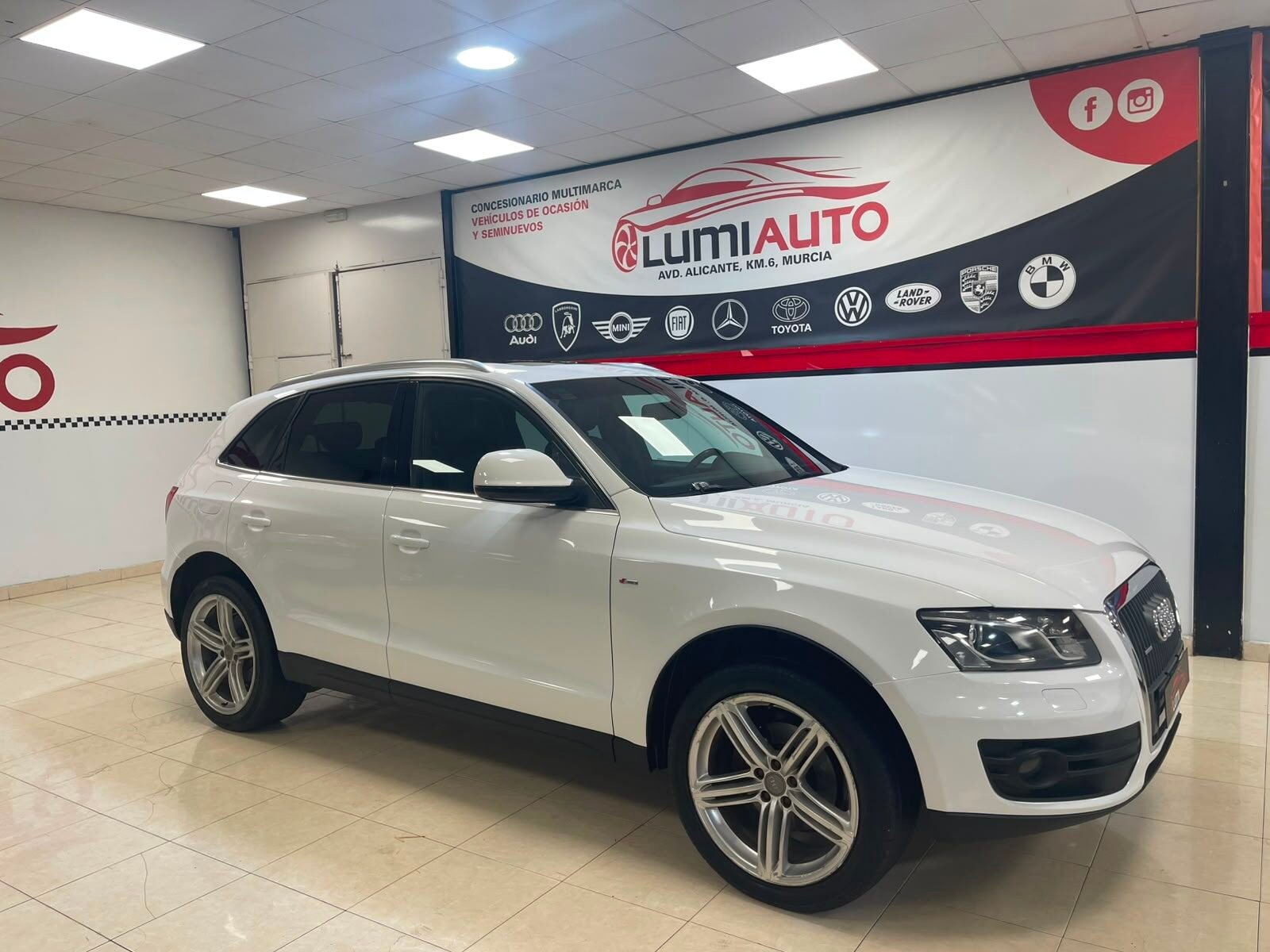 AUDI Q5 2.0 TDI 