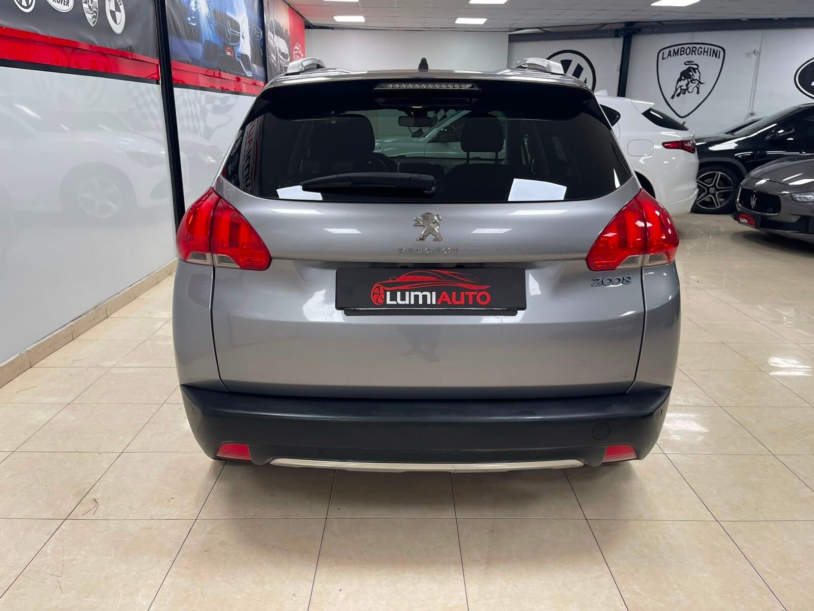 PEUGEOT 2008 1.2 Style