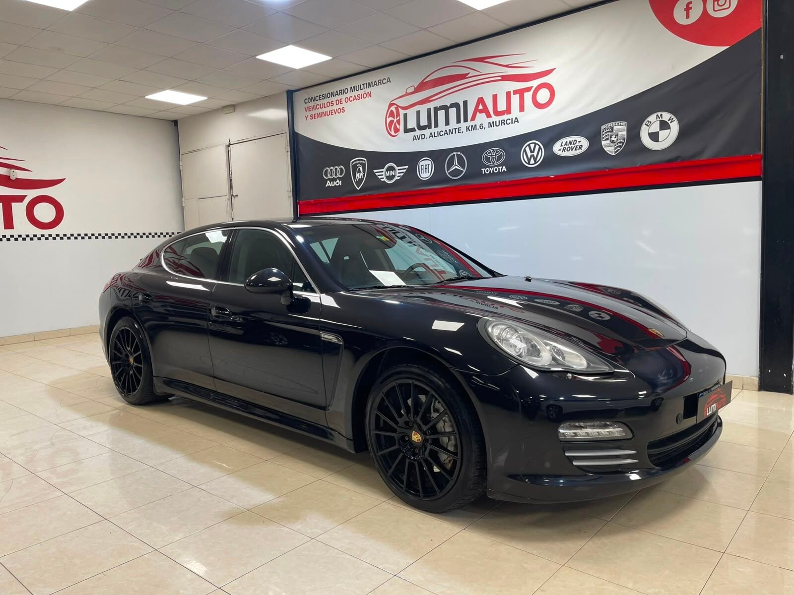 PORSCHE Panamera 4.8 S