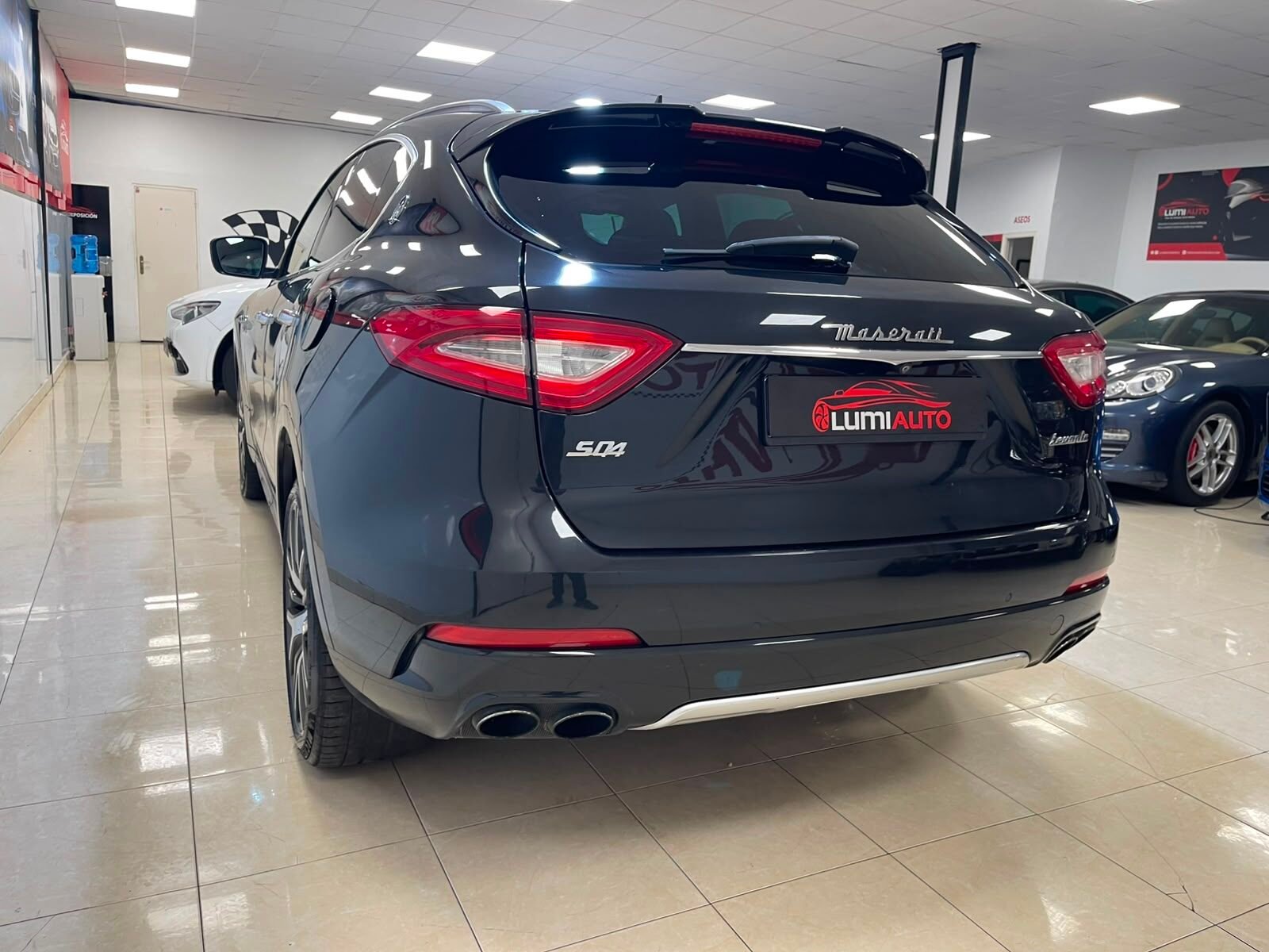 MASERATI Levante V6 Q4