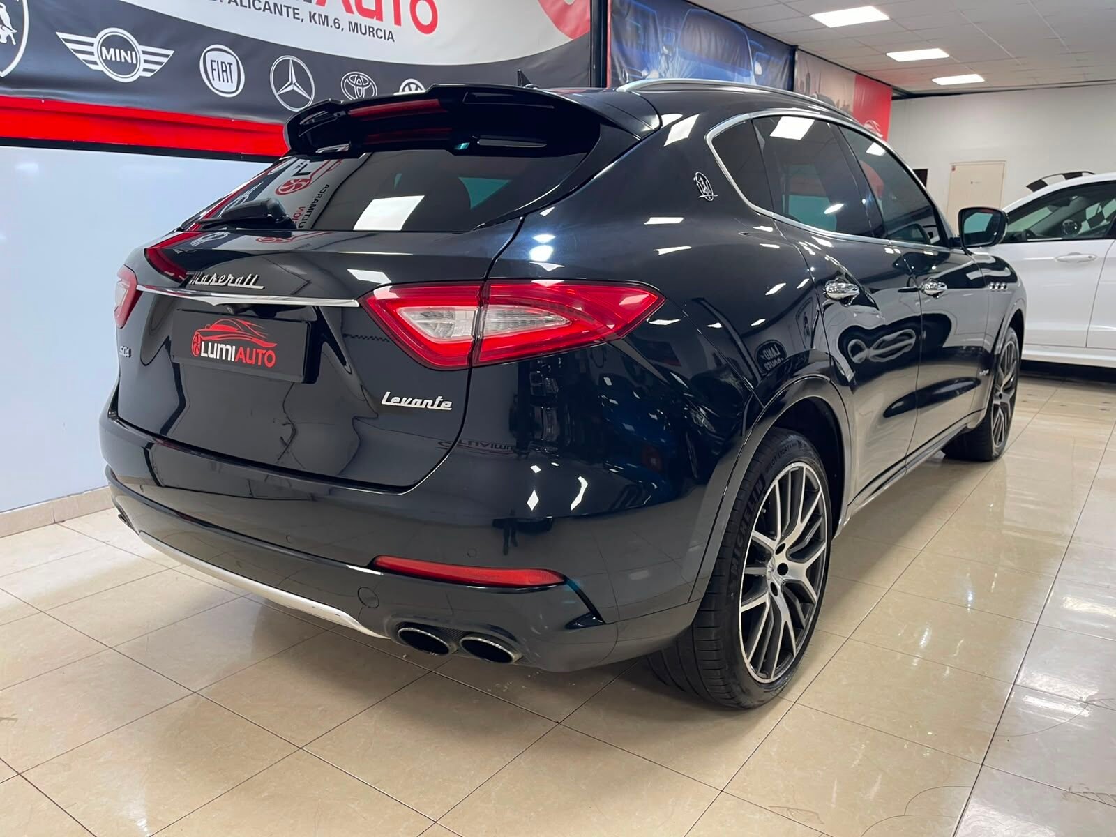 MASERATI Levante V6 Q4