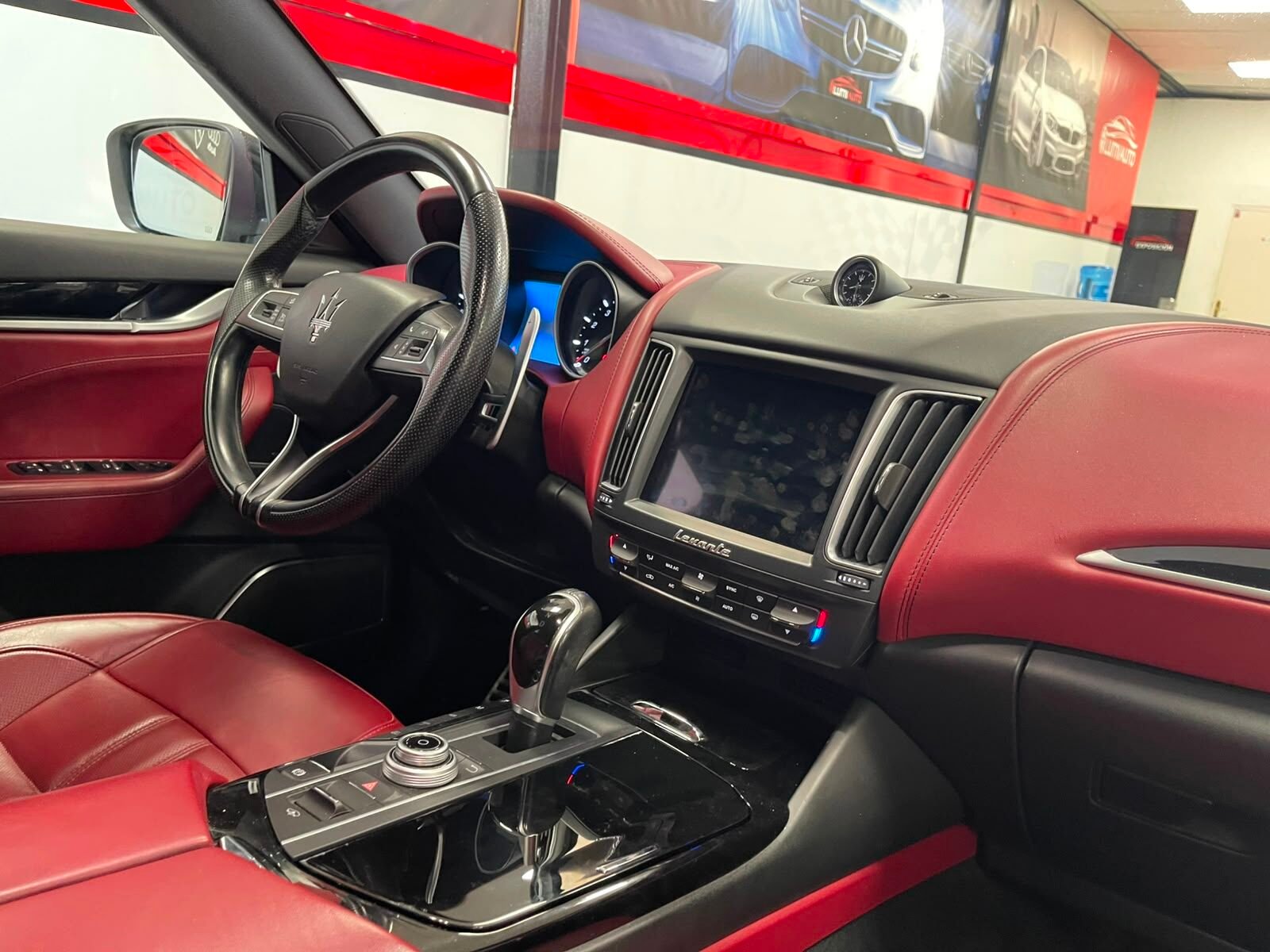 MASERATI Levante V6 Q4