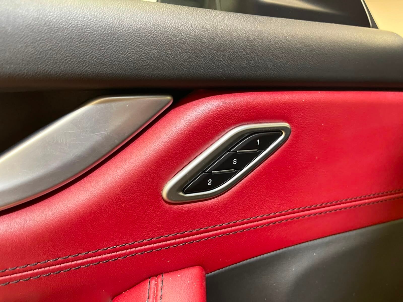 MASERATI Levante V6 Q4