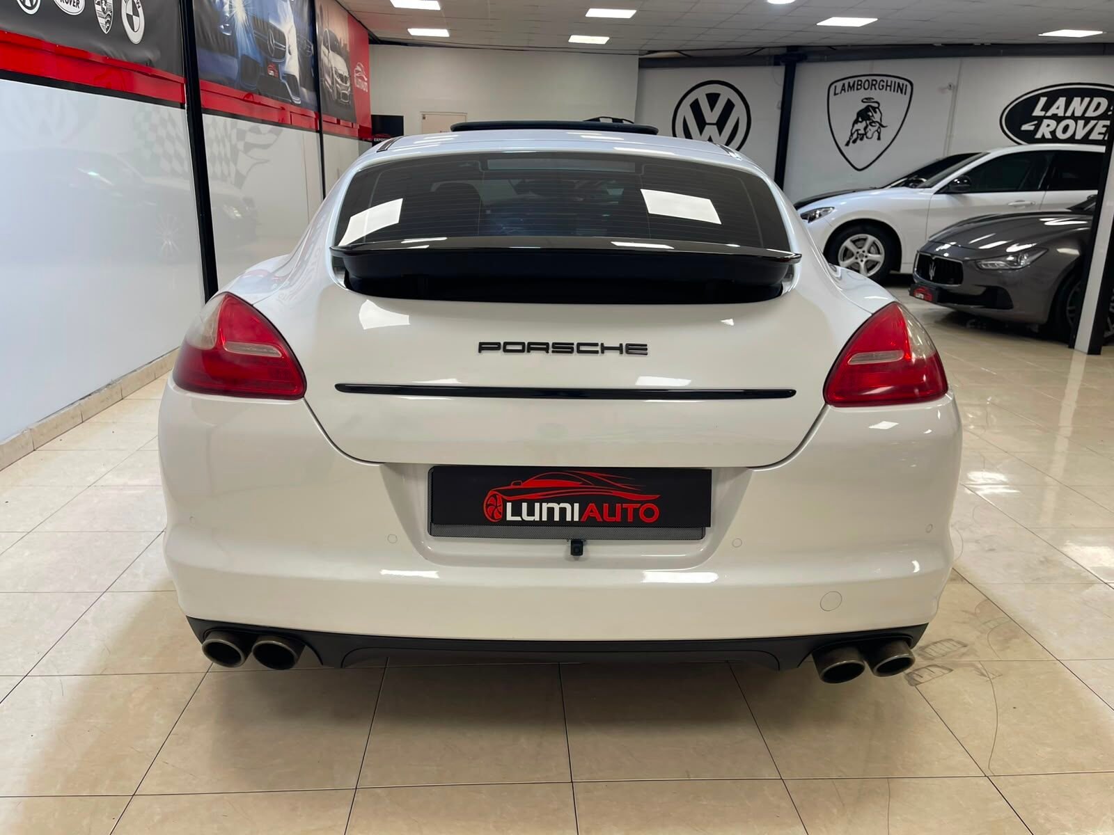 PORSCHE Panamera S