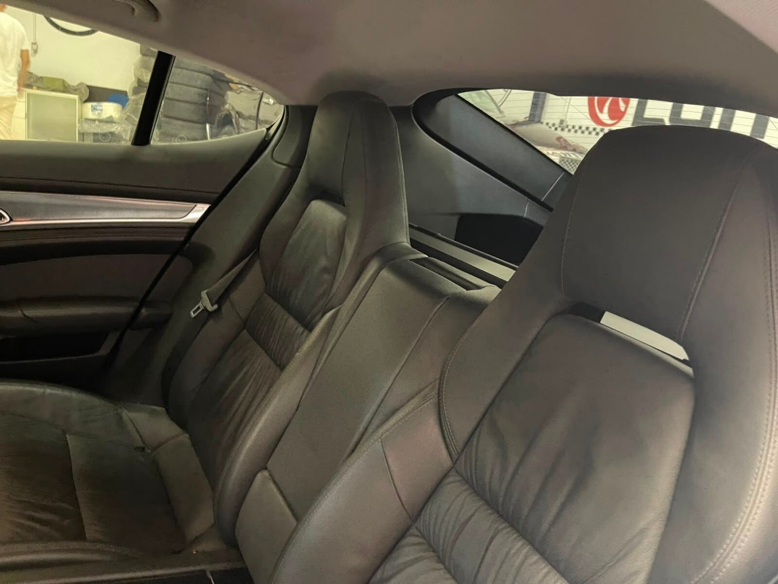 PORSCHE Panamera S