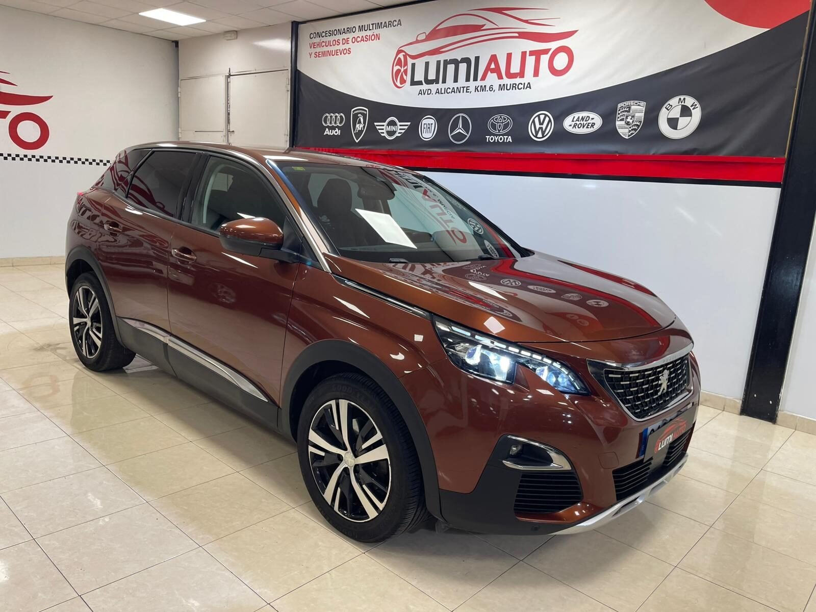 PEUGEOT 3008 1.6 HDI Allure
