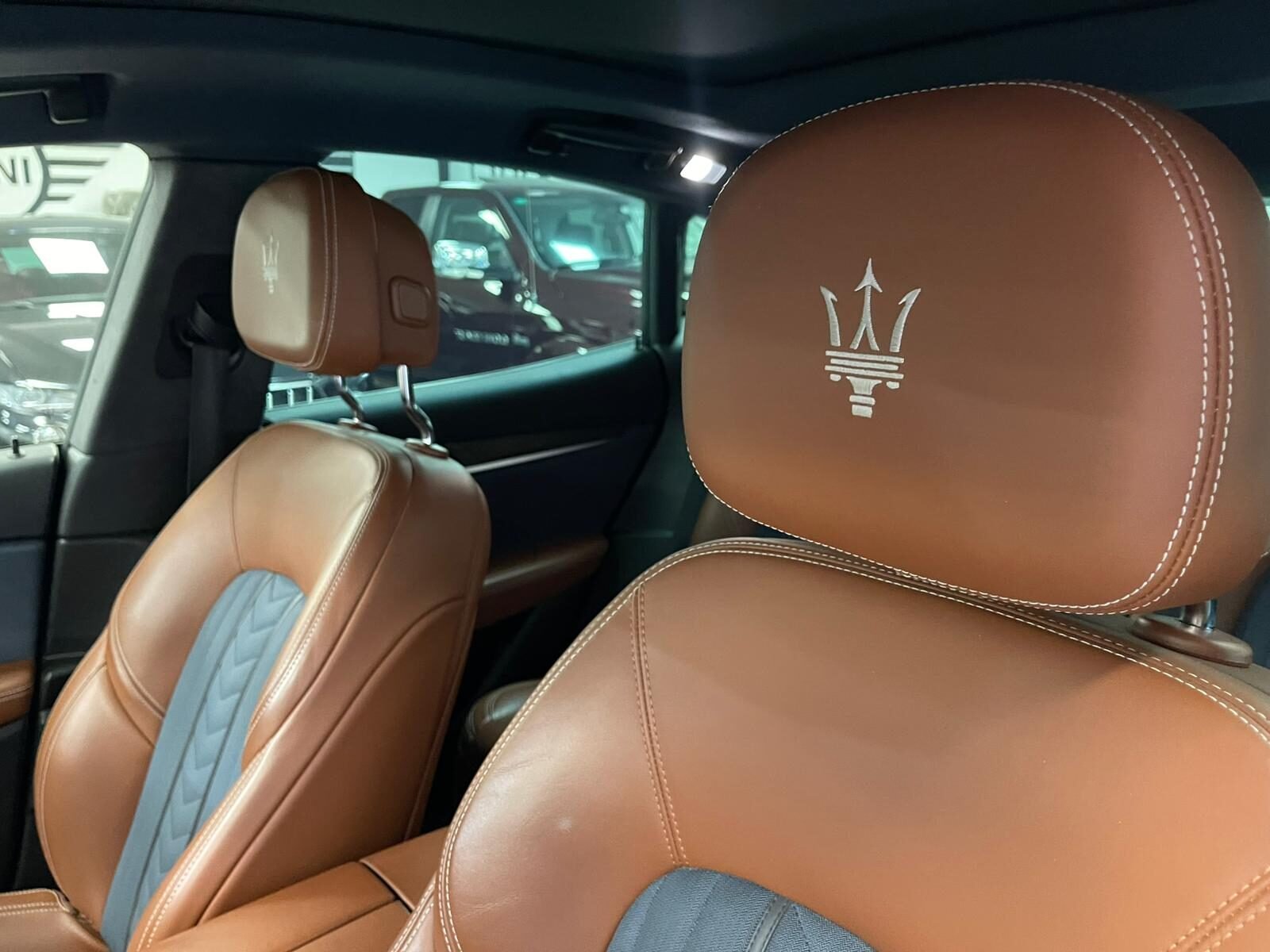 MASERATI Levante GranLusso V6