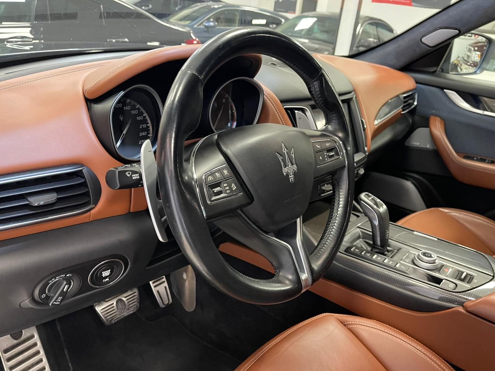 MASERATI Levante GranLusso V6