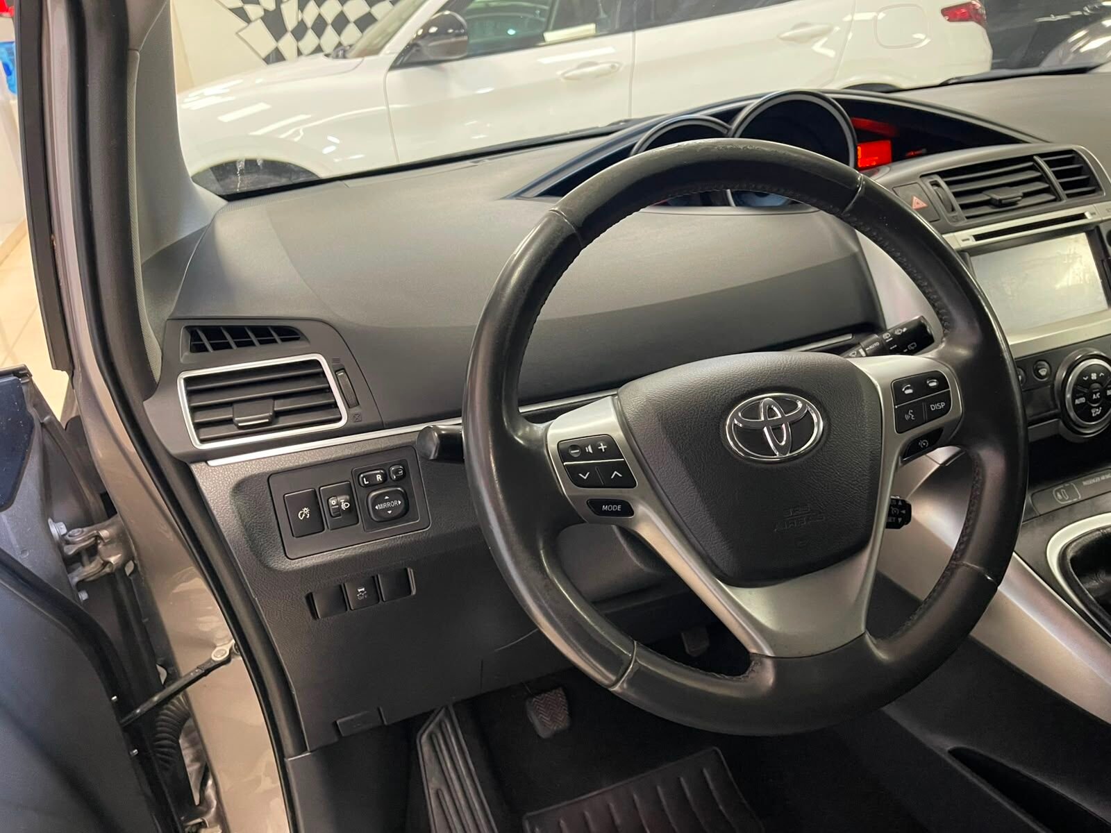 TOYOTA VERSO 1.6D