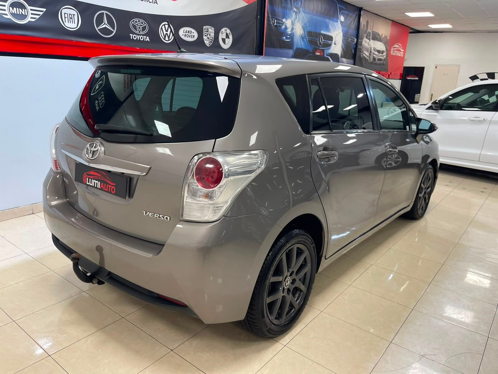 TOYOTA VERSO 1.6D