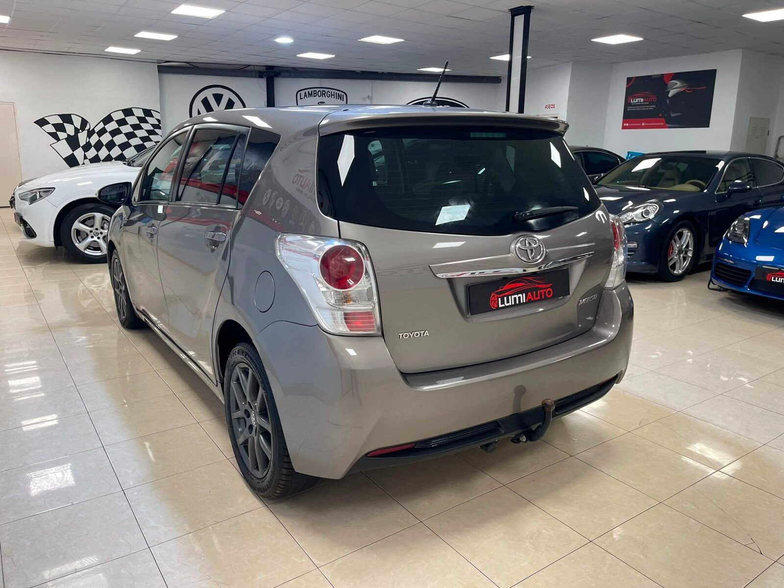 TOYOTA VERSO 1.6D