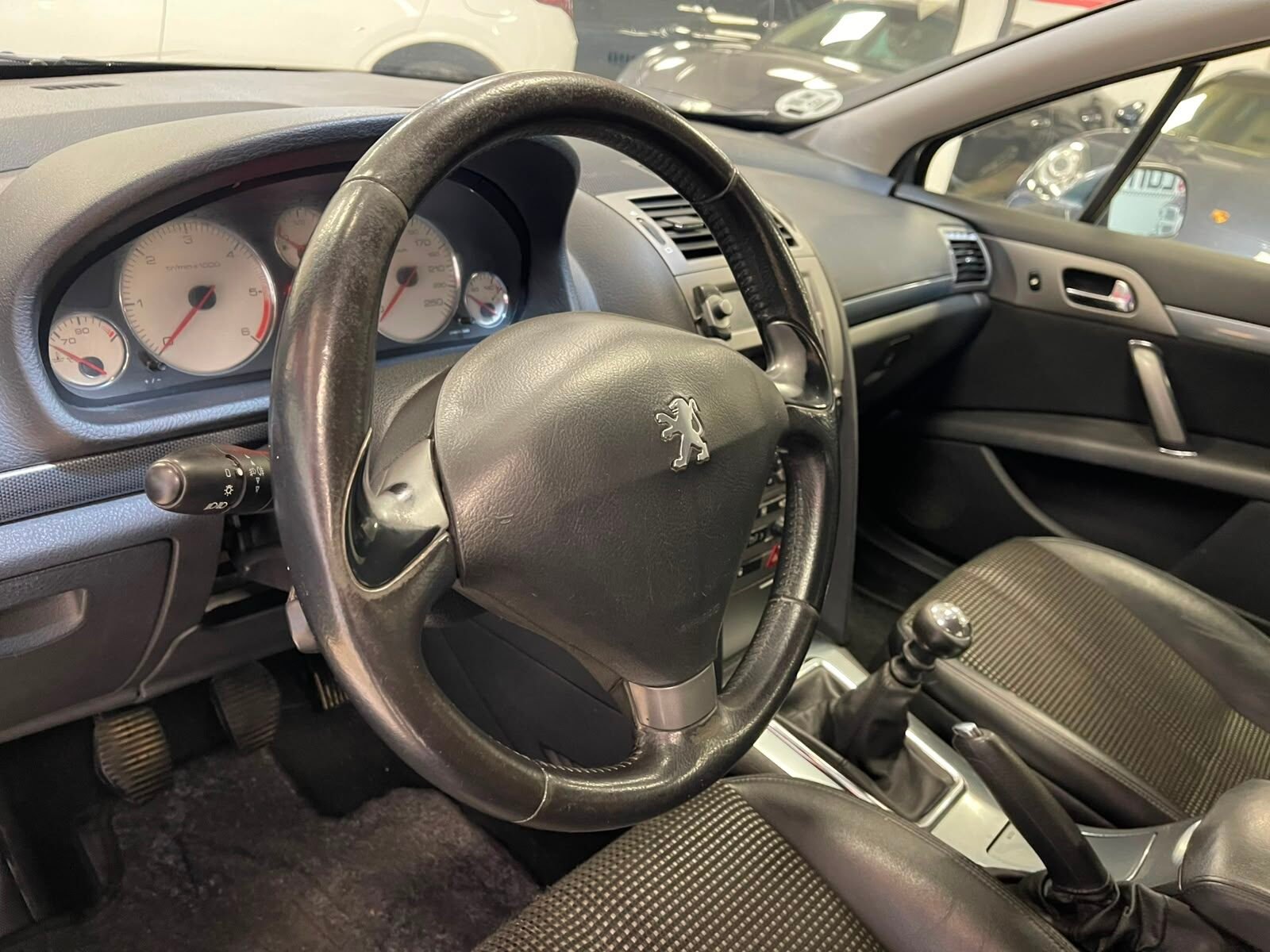PEUGEOT 407 2.0 HDI SPORT