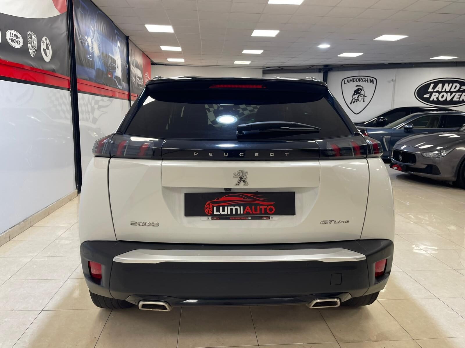 PEUGEOT 2008 1.2 GT-LINE
