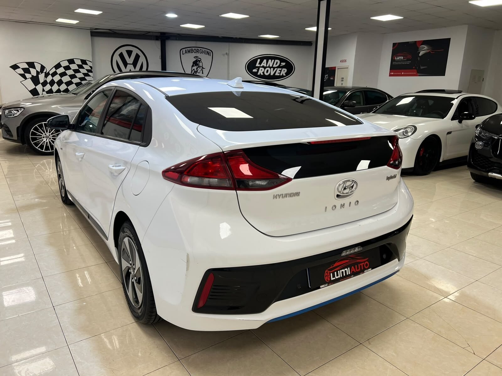 HYUNDAI IONIC 1.6 GDI Automatico
