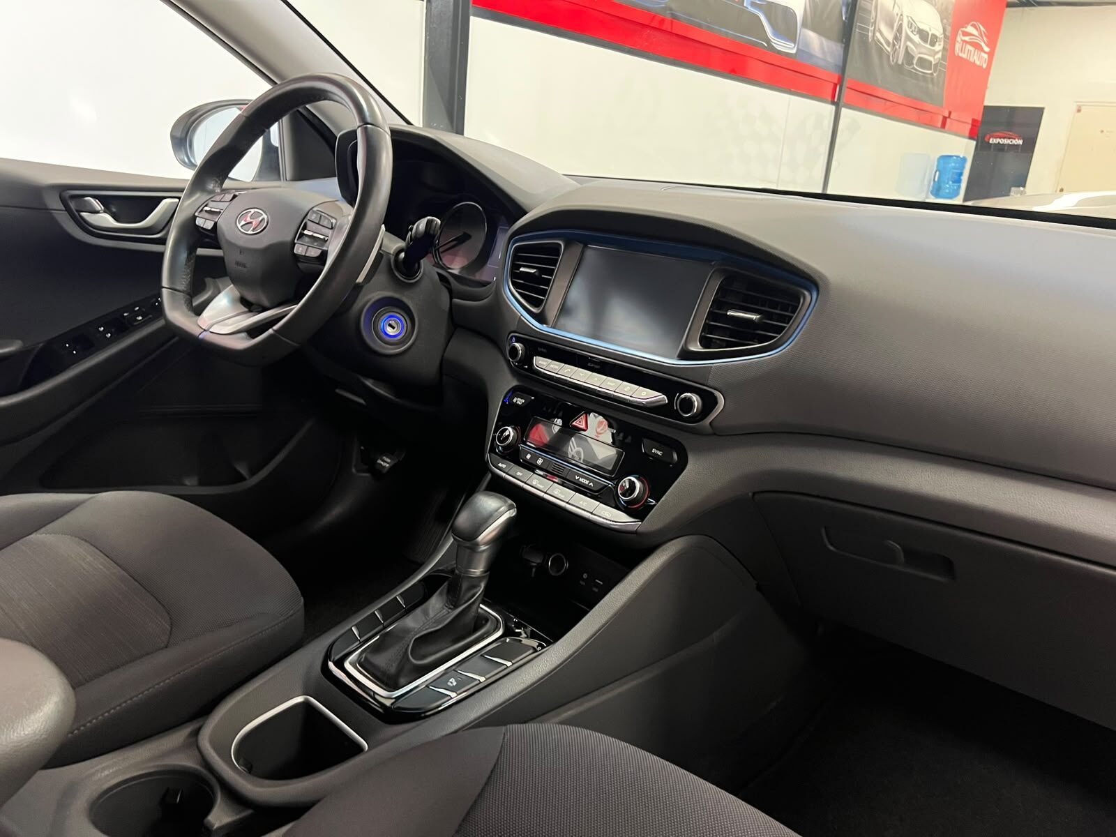 HYUNDAI IONIC 1.6 GDI Automatico