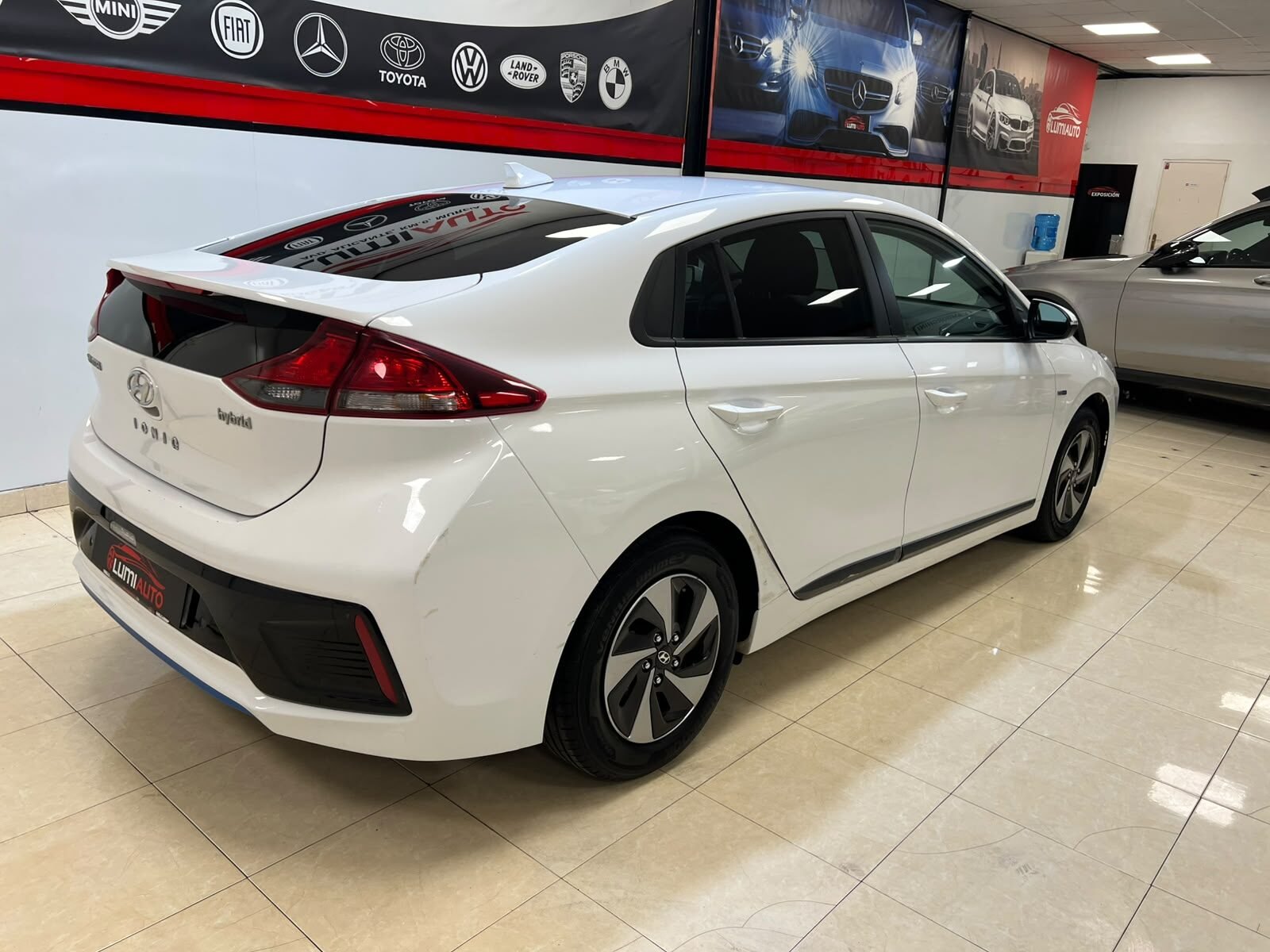 HYUNDAI IONIC 1.6 GDI Automatico