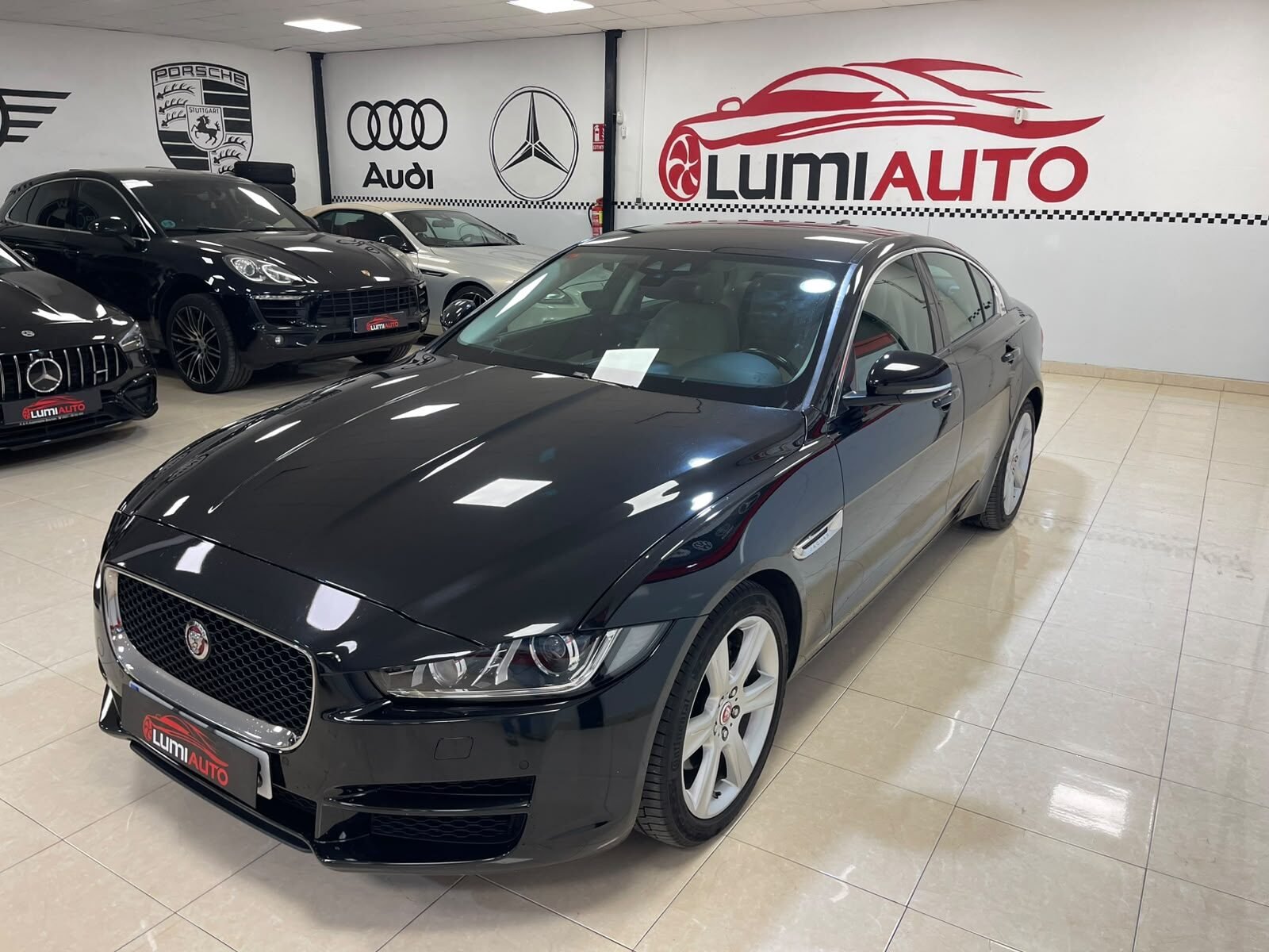 JAGUAR XE 2.0 PORTFOLIO