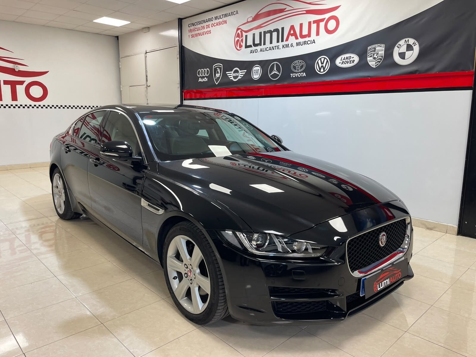 JAGUAR XE 2.0 PORTFOLIO