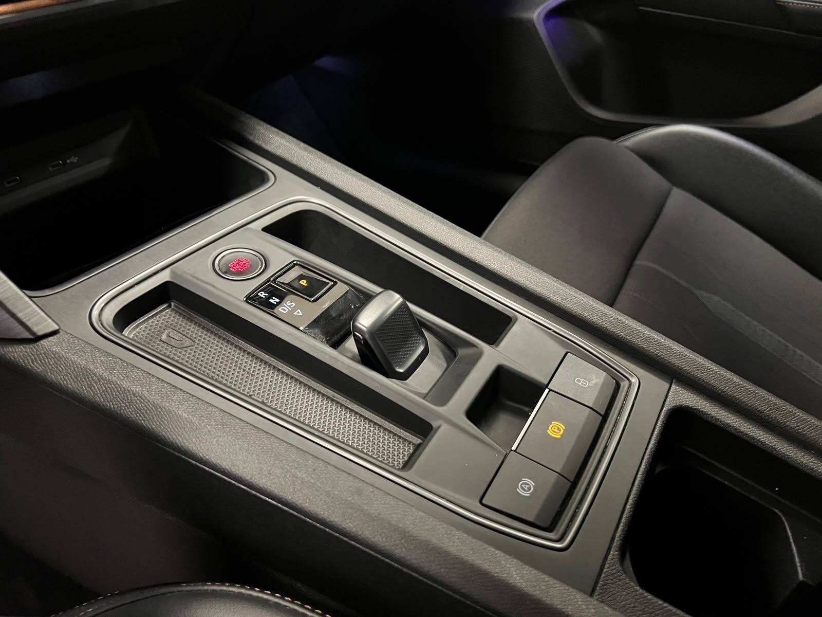 CUPRA LEON 1.5 ETSI