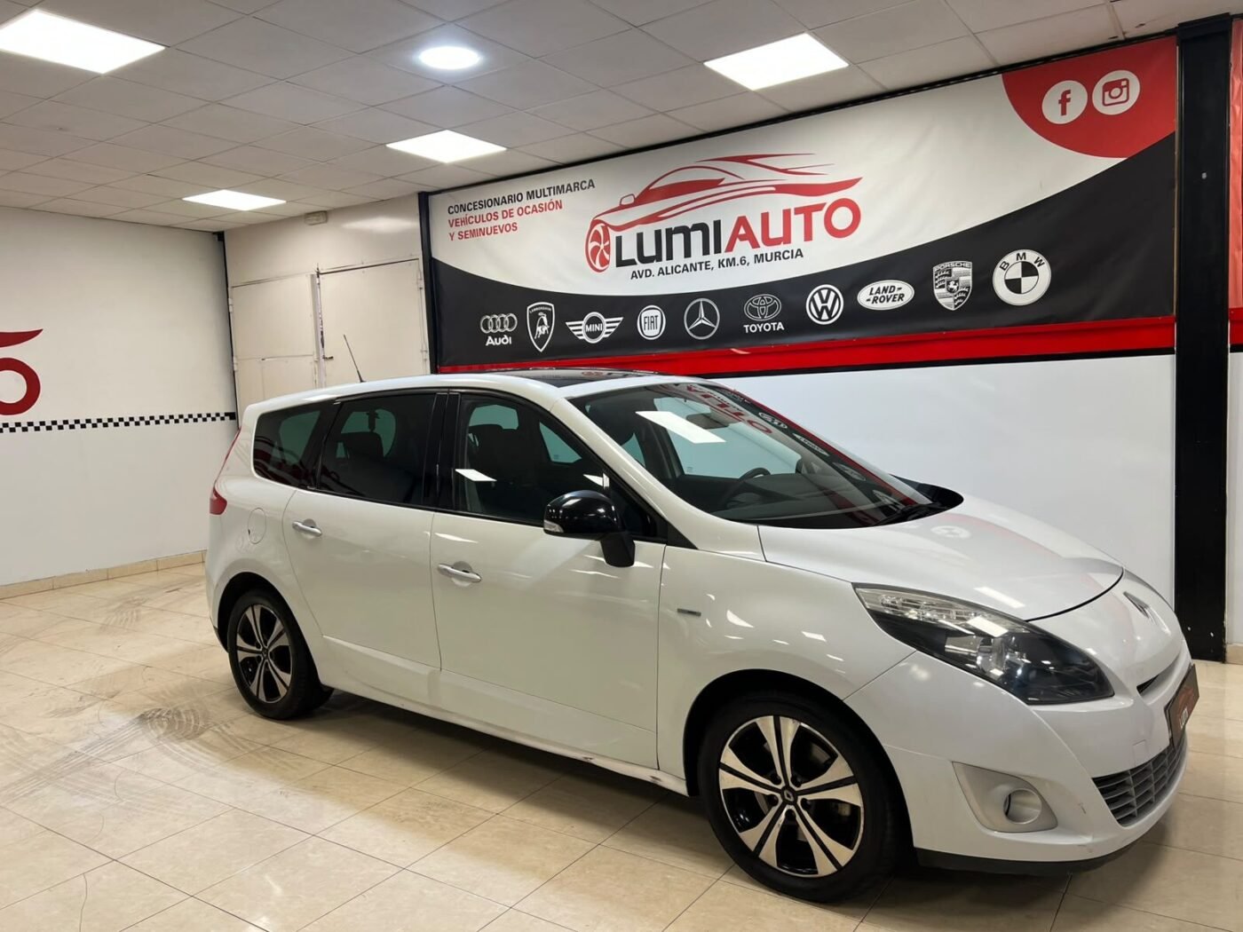 RENAULT Grand Scenic Bose Edition dCi