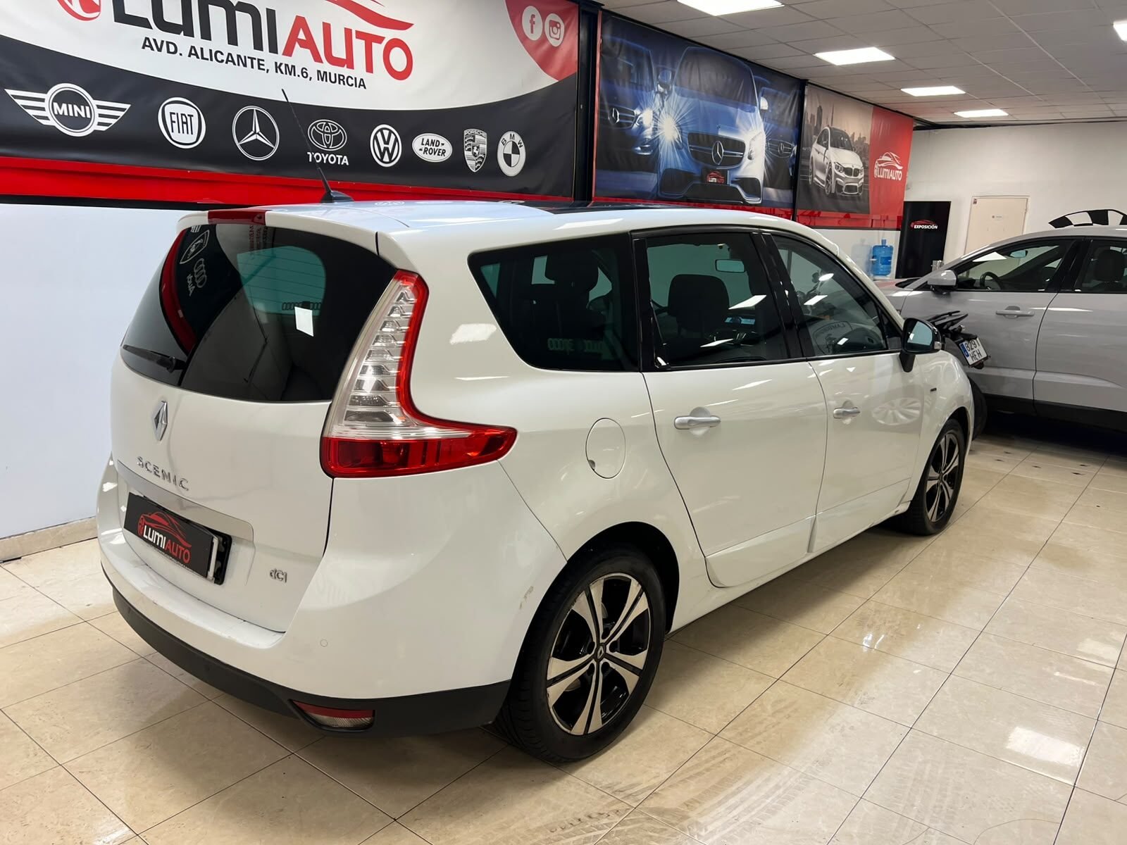 RENAULT Grand Scenic 2.0 DCI BOSE EDITION