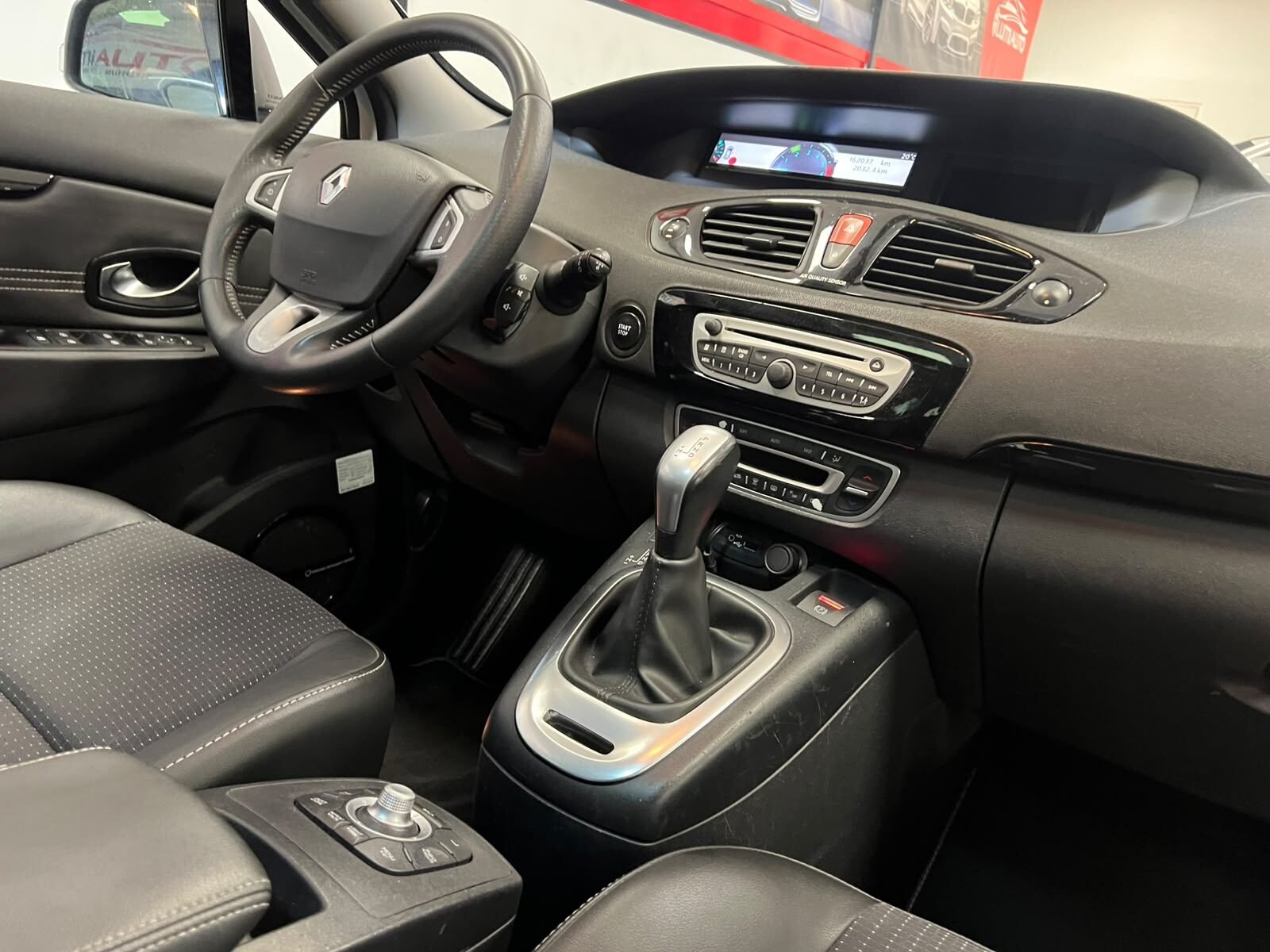 RENAULT Grand Scenic 2.0 DCI BOSE EDITION