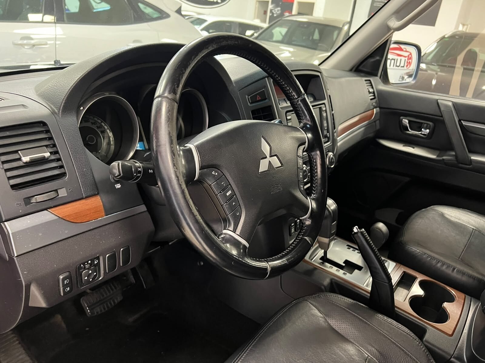 MITSUBISHI MONTERO 3.2 DID KAITEKI