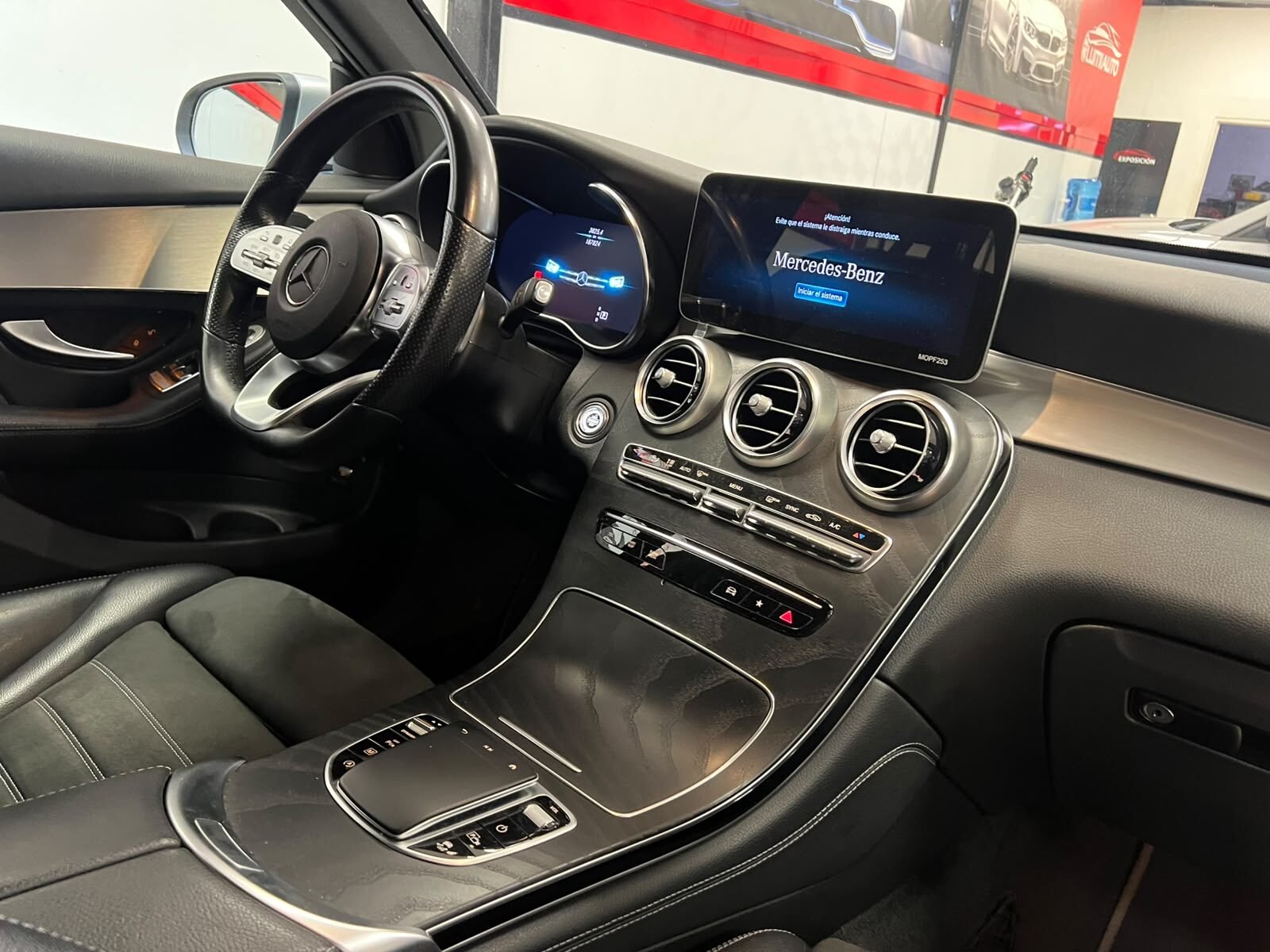 MERCEDES-BENZ GLC 300d 4 matic AMG