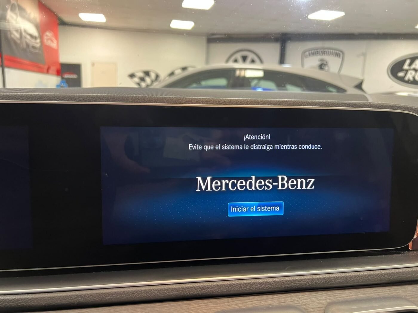 MERCEDES-BENZ GLS 400d 4 Matic AMG