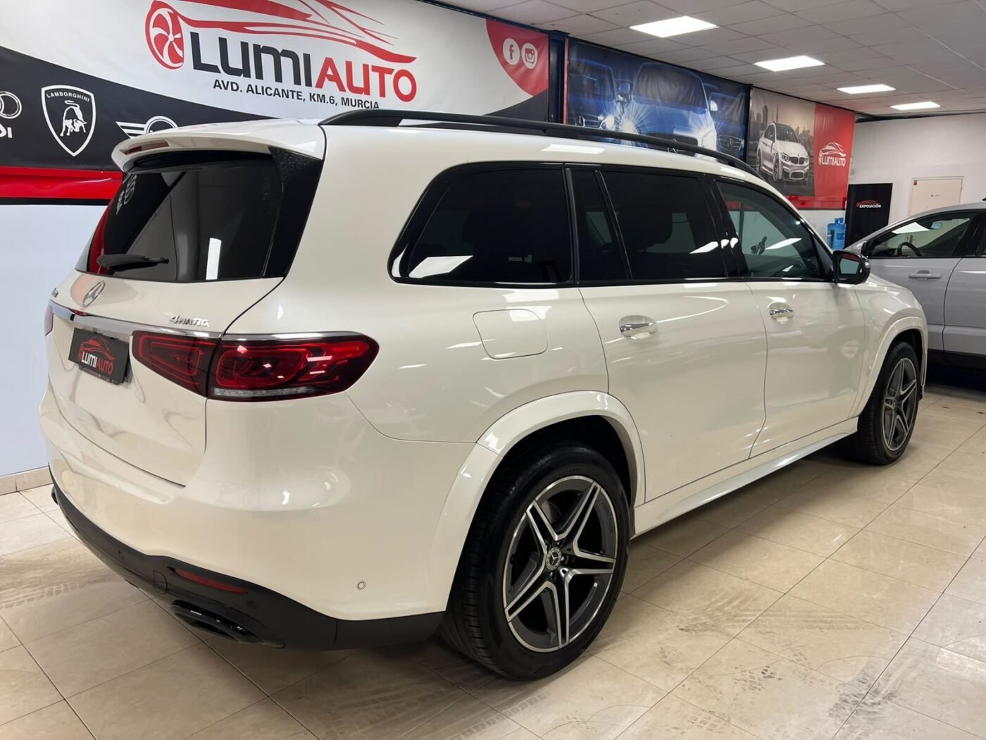 MERCEDES-BENZ GLS 400d 4 Matic AMG